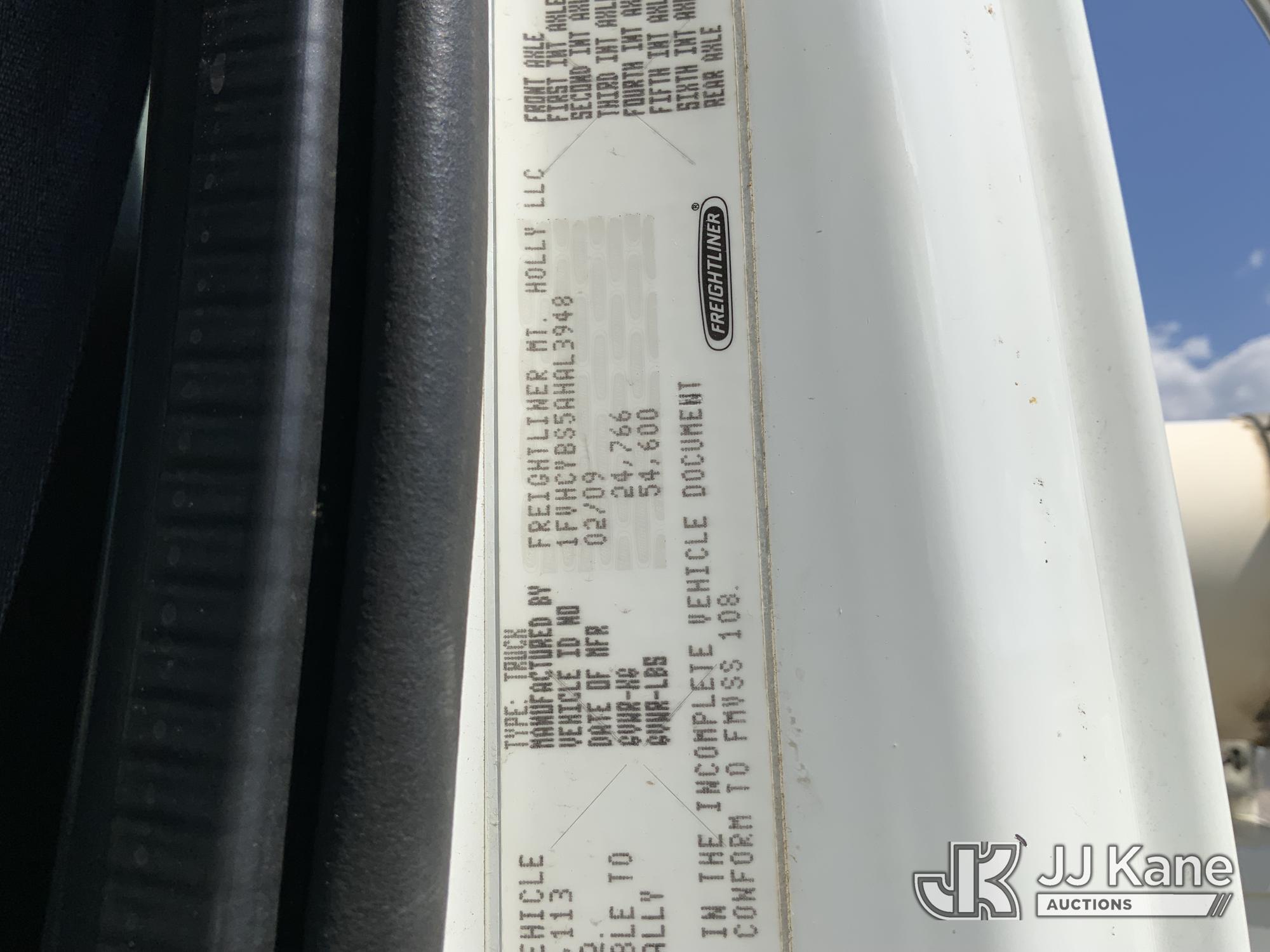 2010 Freightliner M2 106