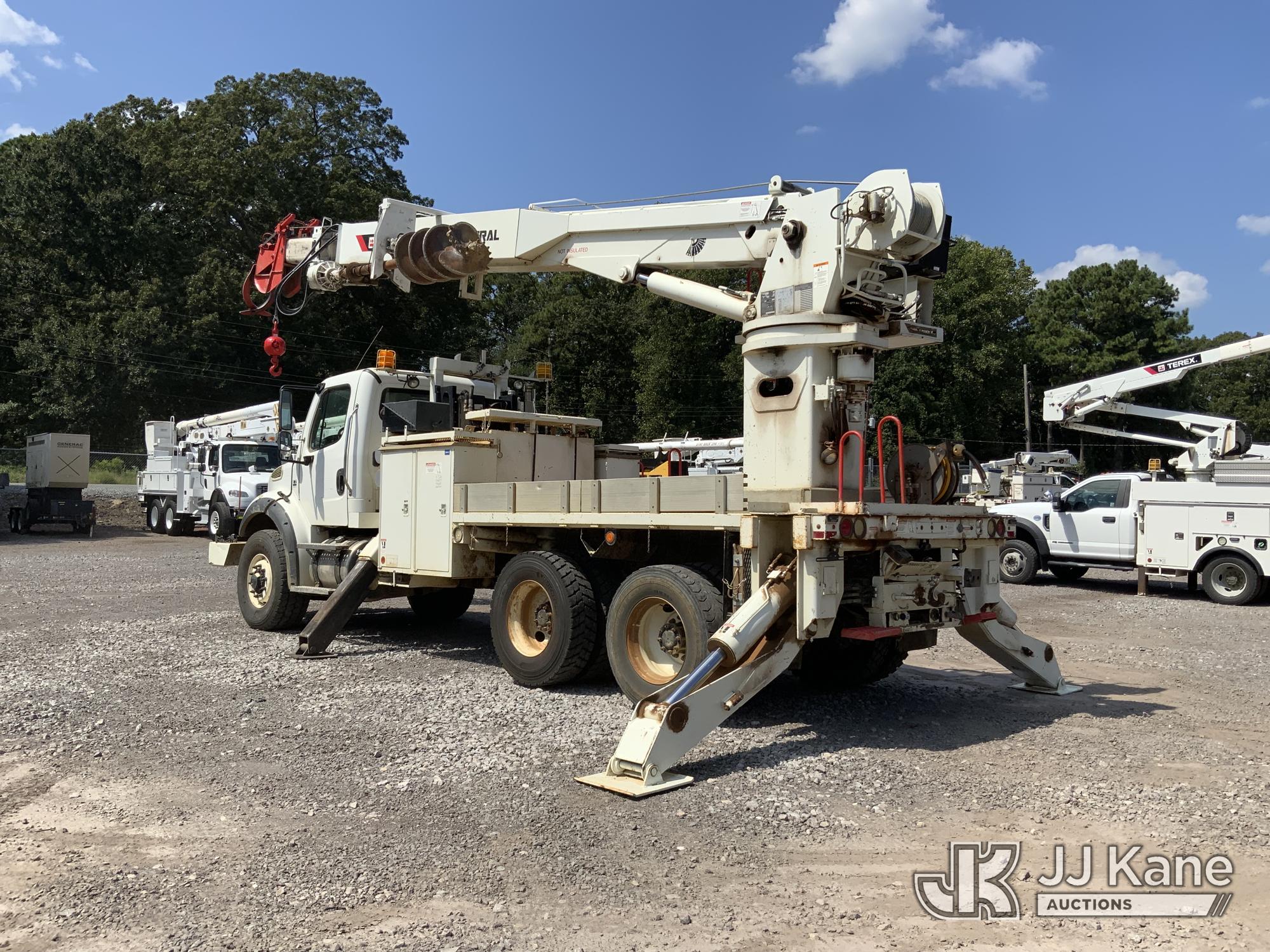 2014 Freightliner M2 112