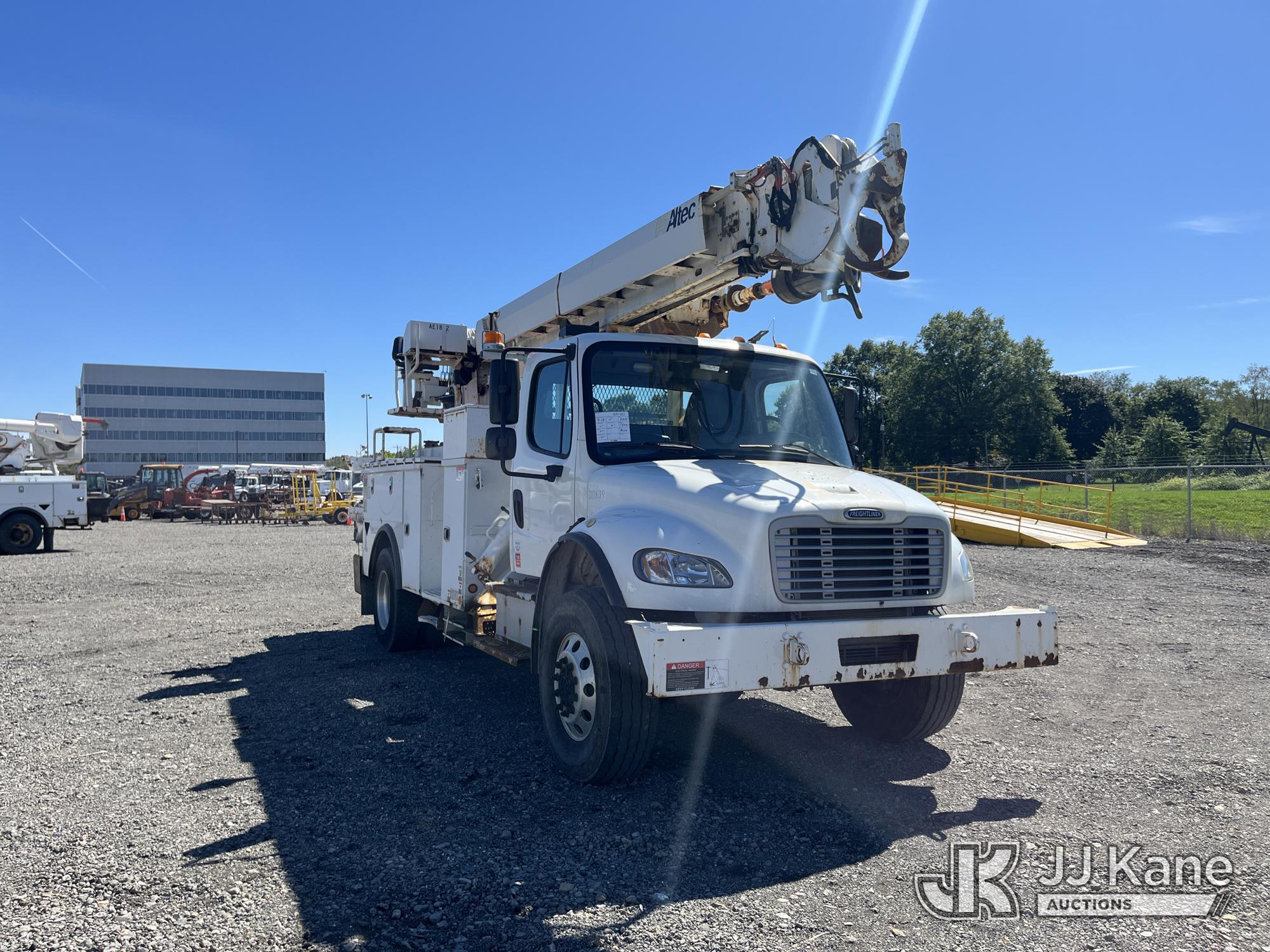 2015 Freightliner M2 106