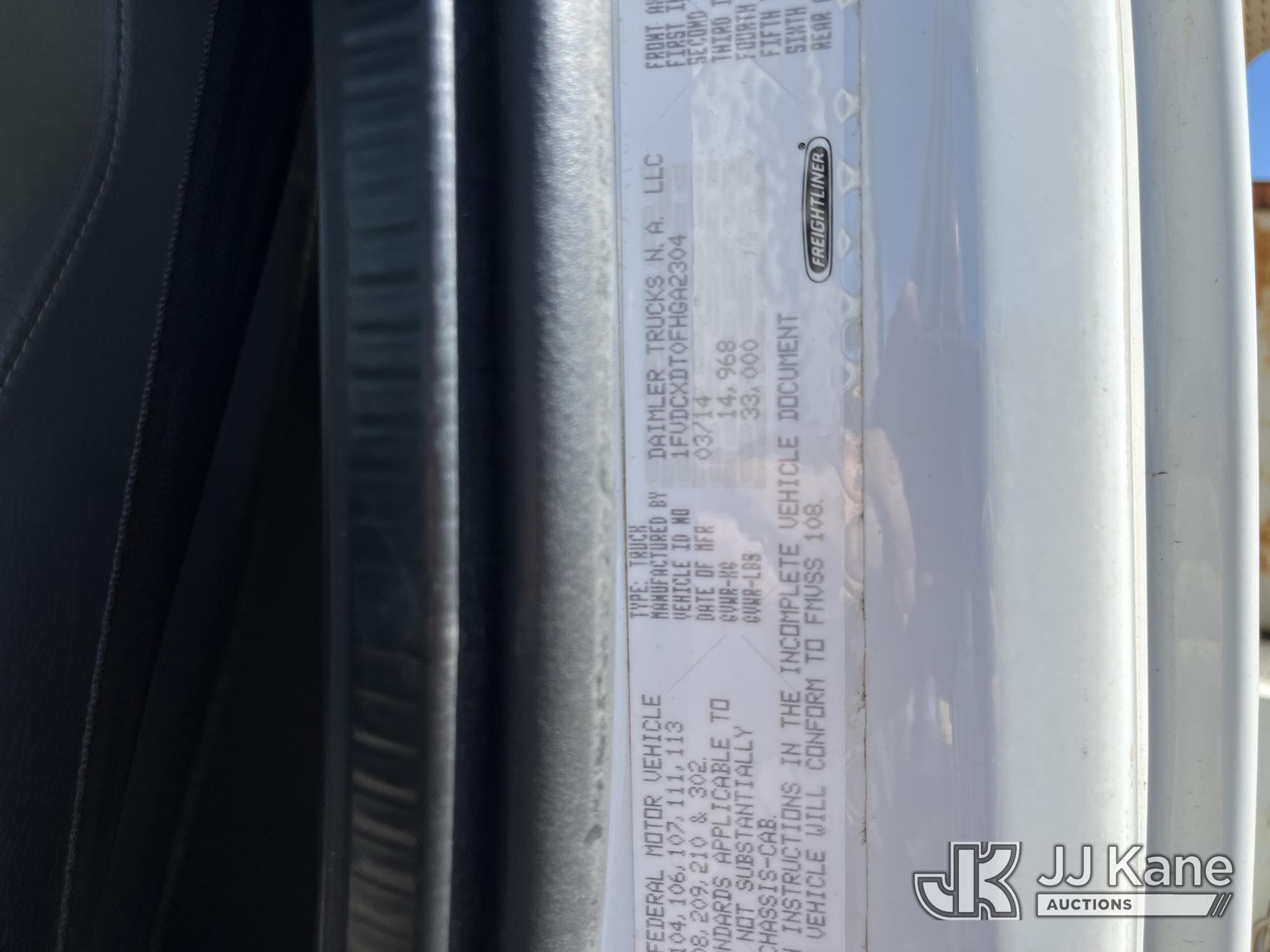 2015 Freightliner M2 106
