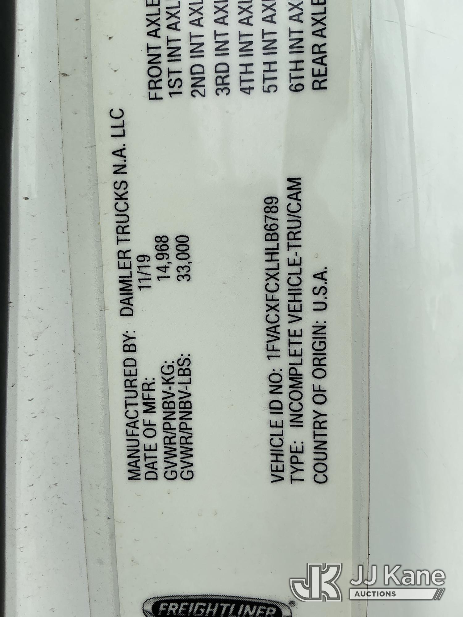 2020 Freightliner M2-106