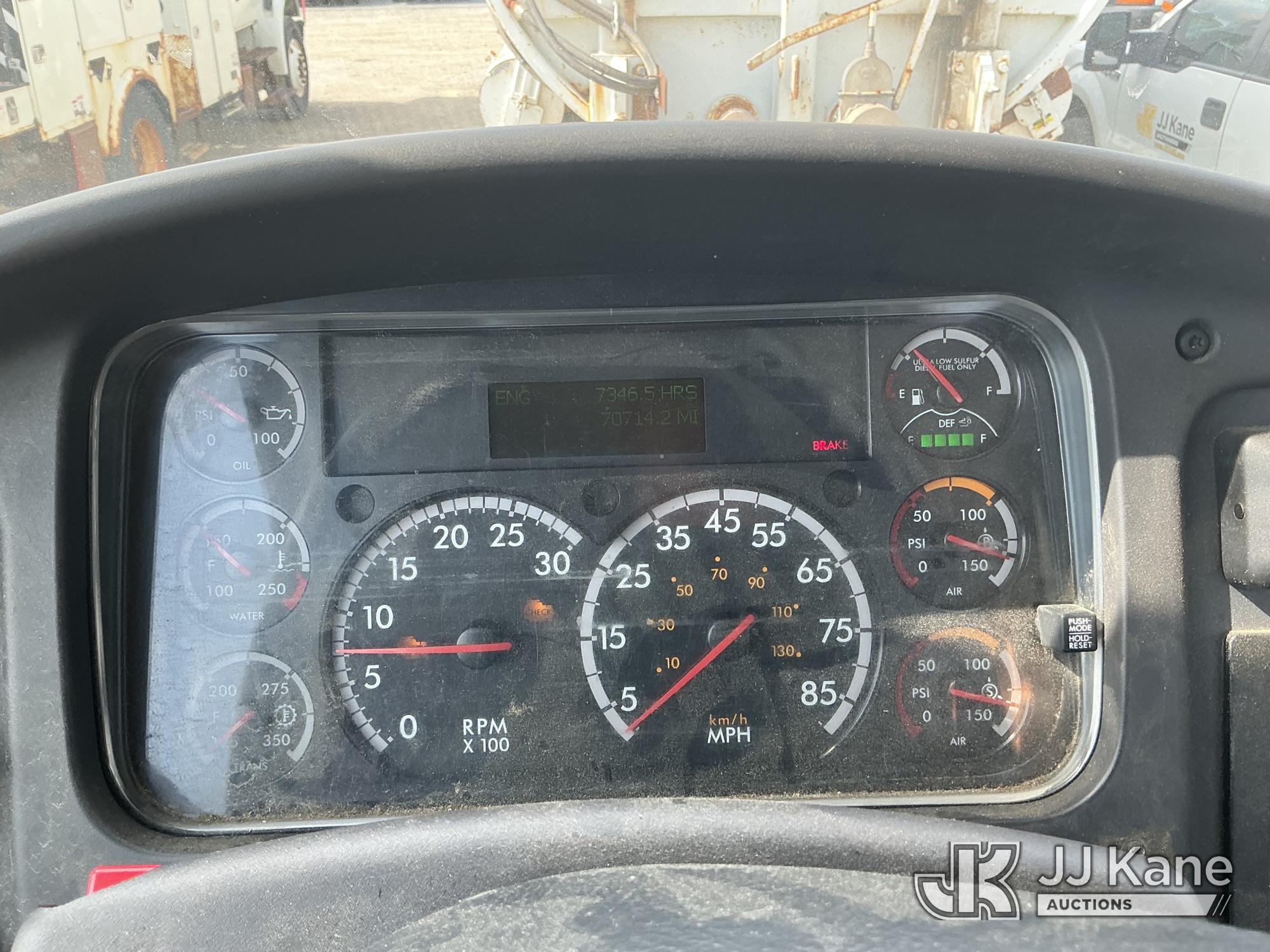 2019 Freightliner M2