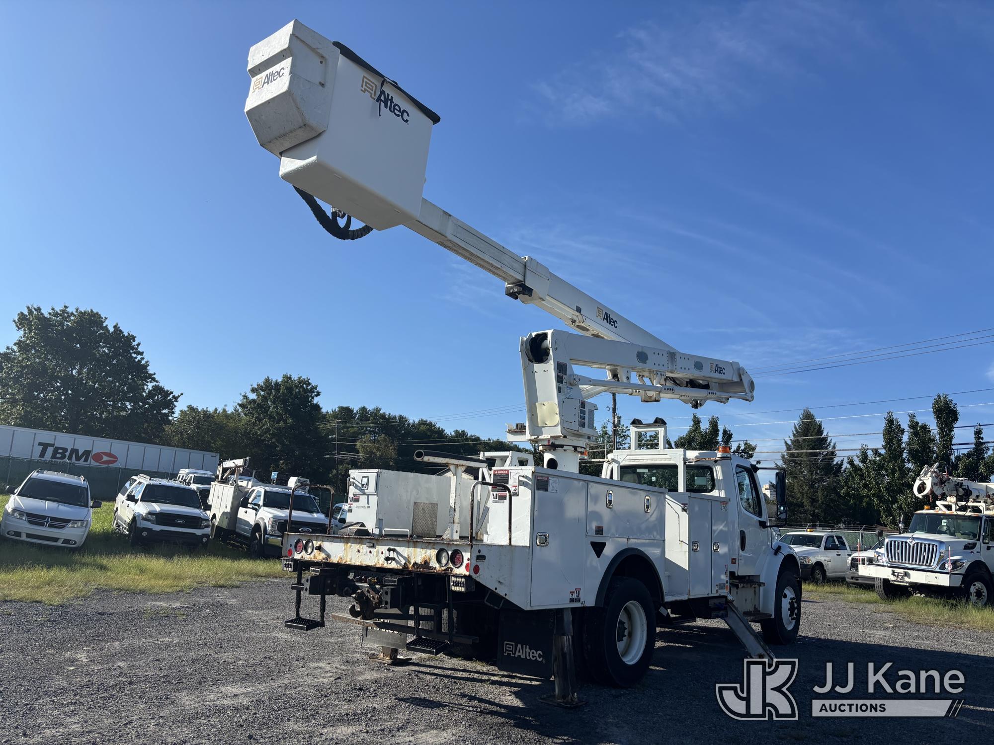 2020 Freightliner M2-106