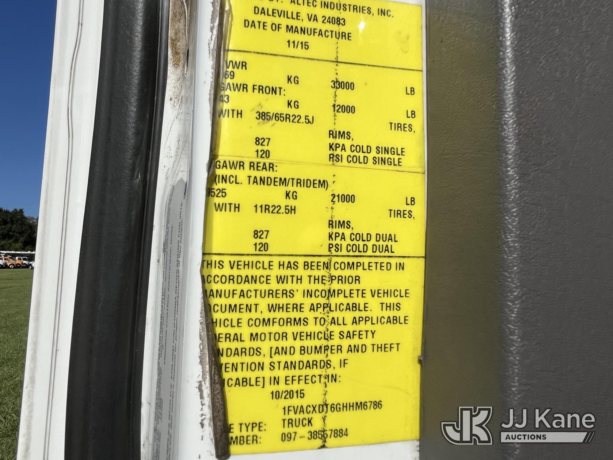 2016 Freightliner M2 106