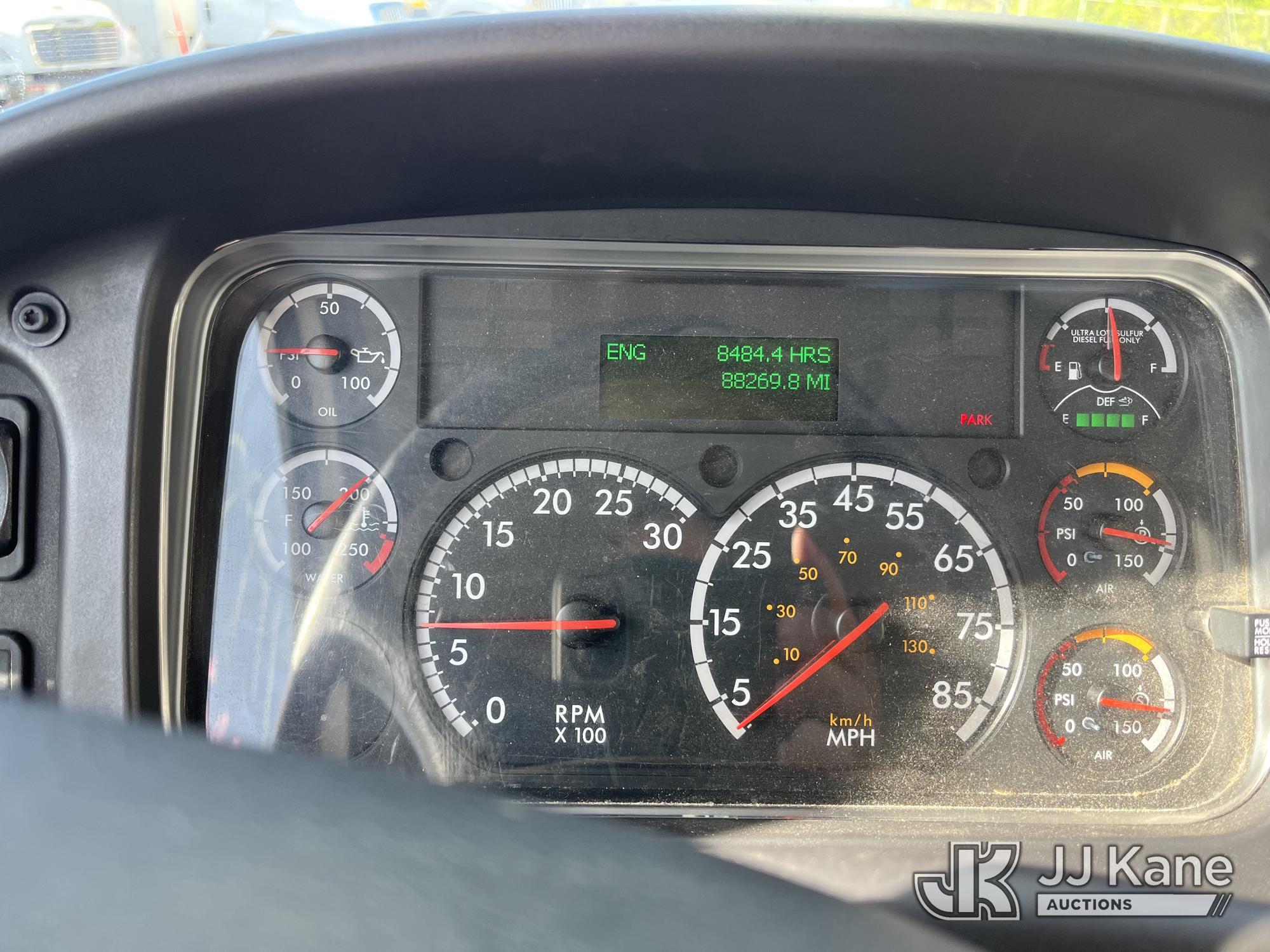 2016 Freightliner M2 106