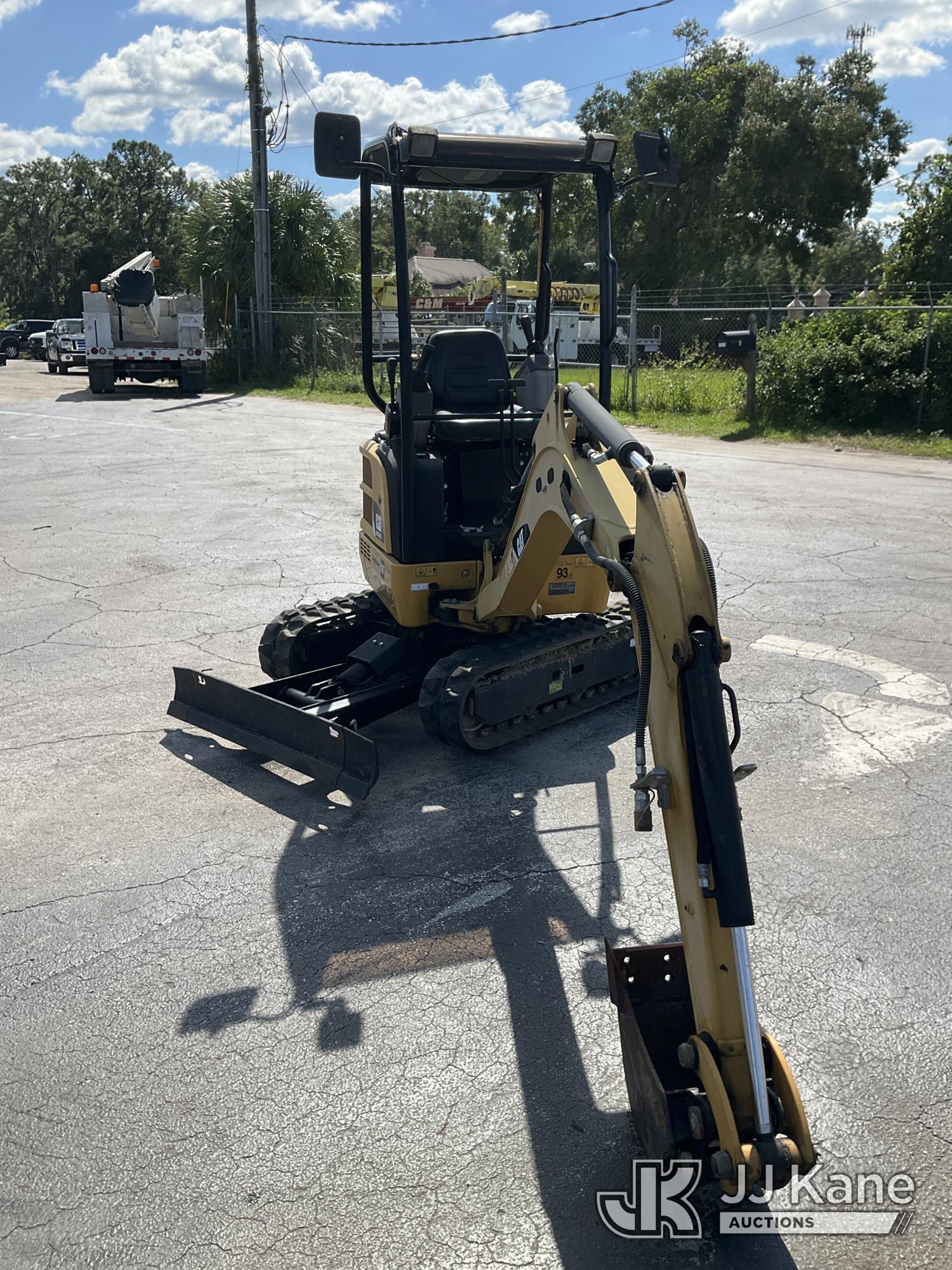 0 Caterpillar 301.7D CR