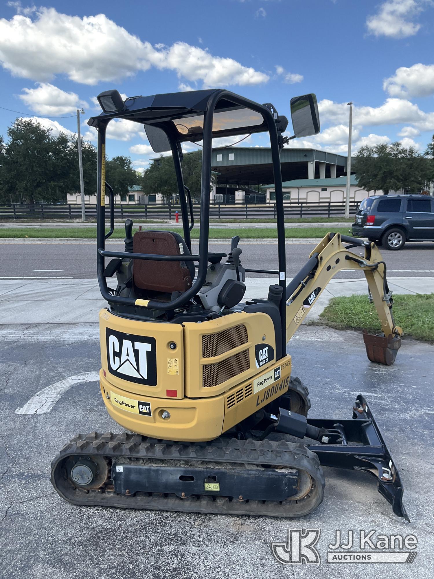 0 Caterpillar 301.7D CR
