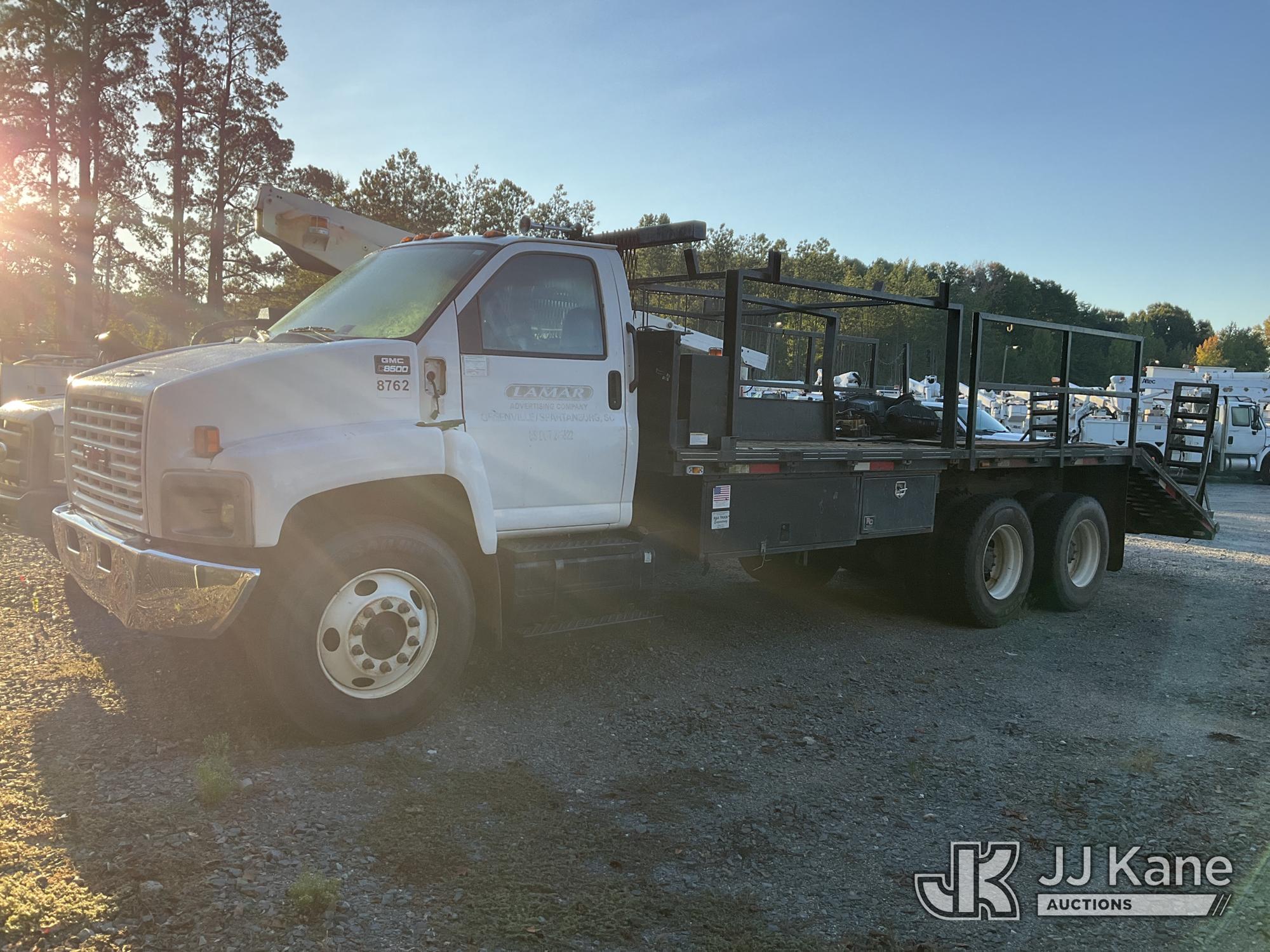 Photo of 2005 GMC C8500
