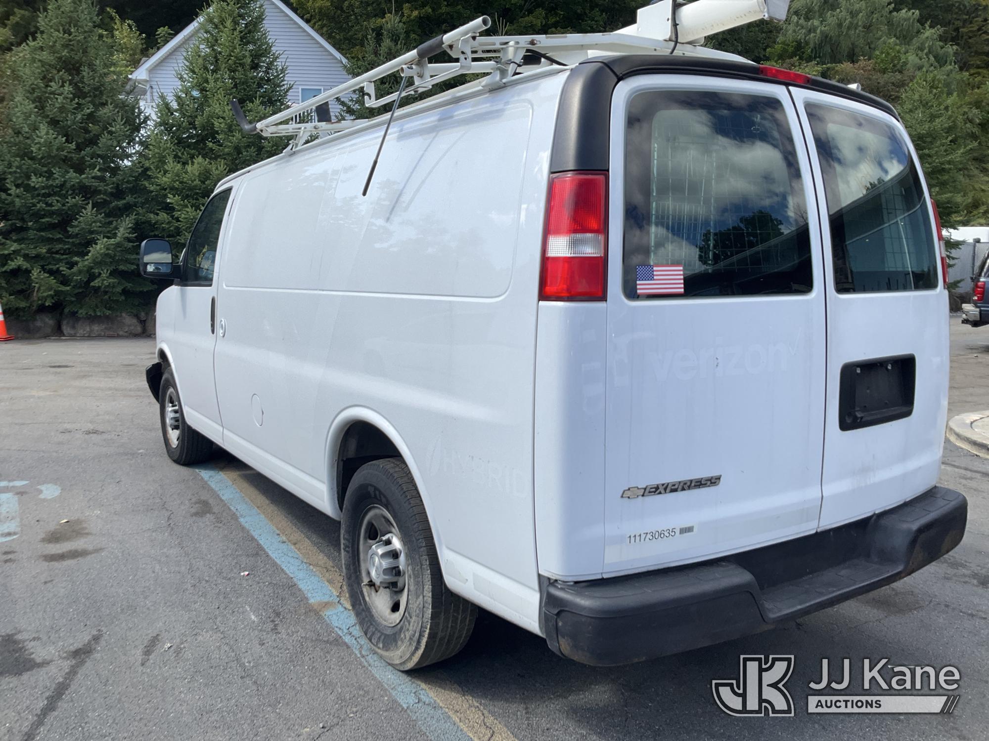 2017 Chevrolet Express G2500