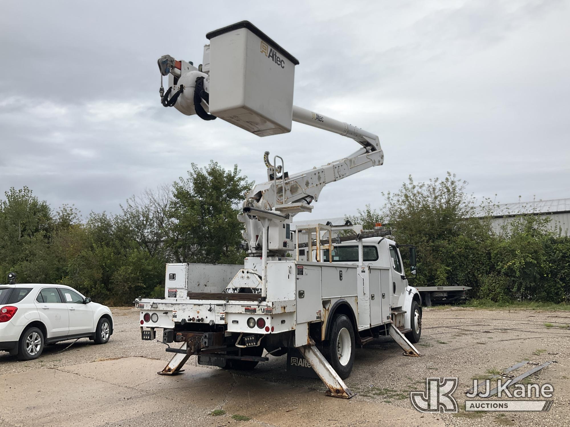 2017 Freightliner M2 106