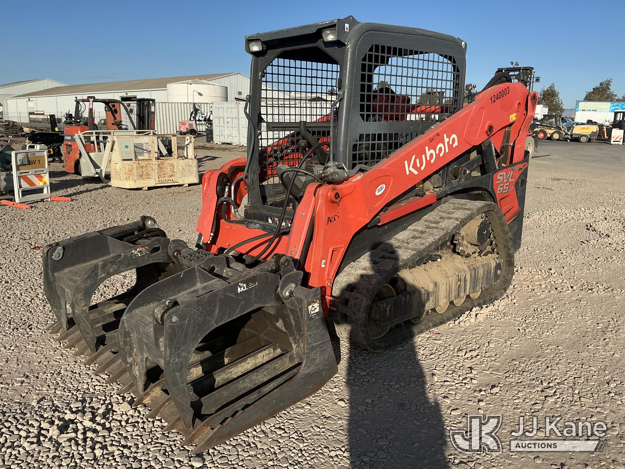 0 Kubota SVL65-2