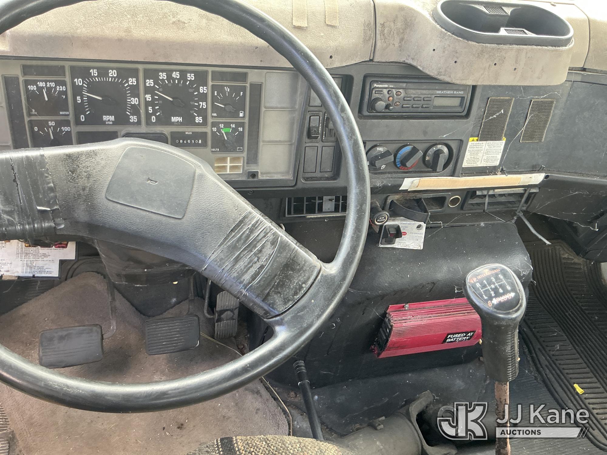 2001 International 4700
