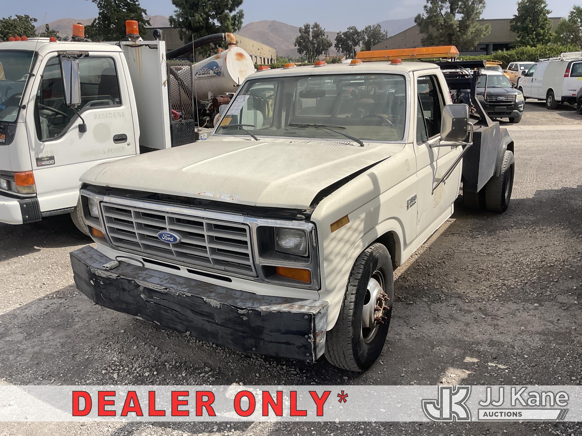 Photo of 1986 Ford F-350