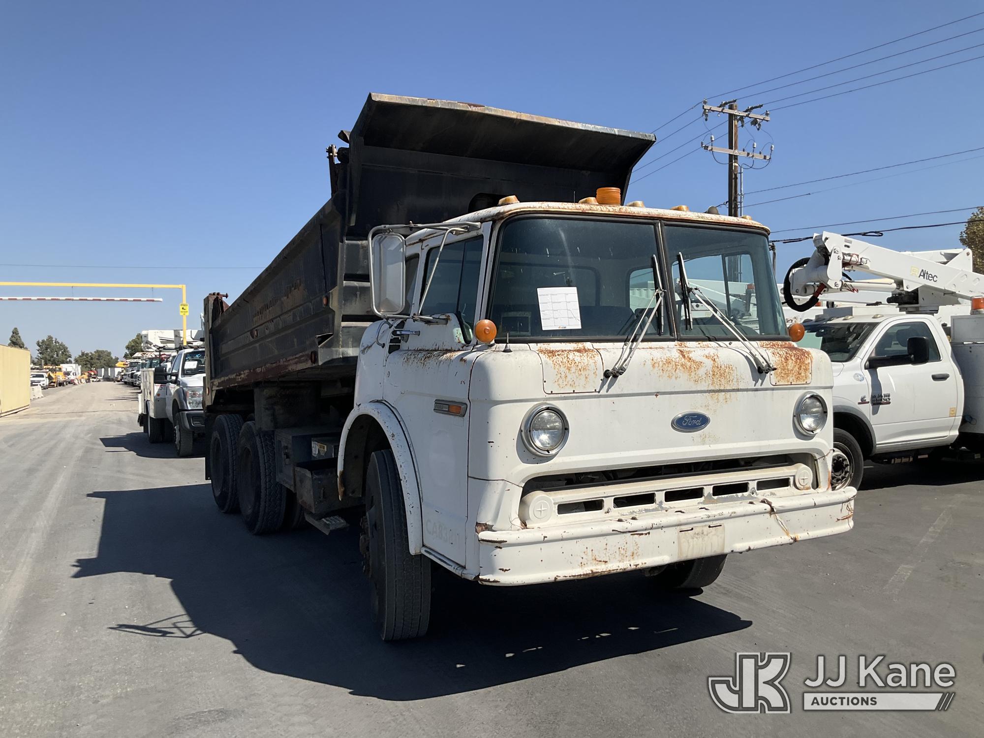 1990 Ford CT8000