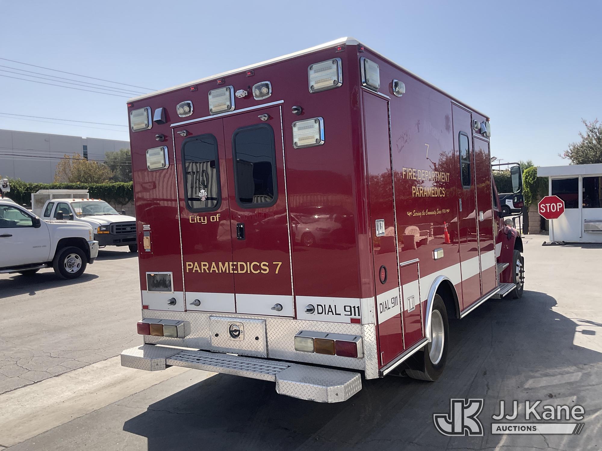 2007 Freightliner M2 106