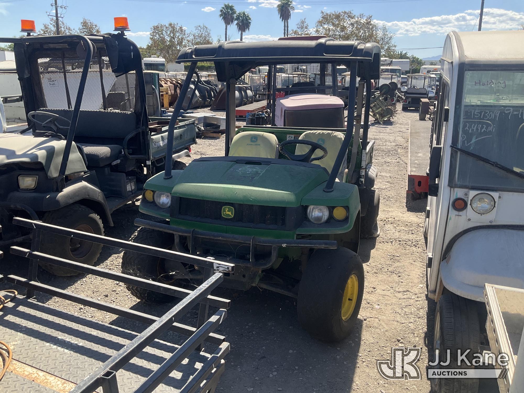 Photo of John Deere Gator