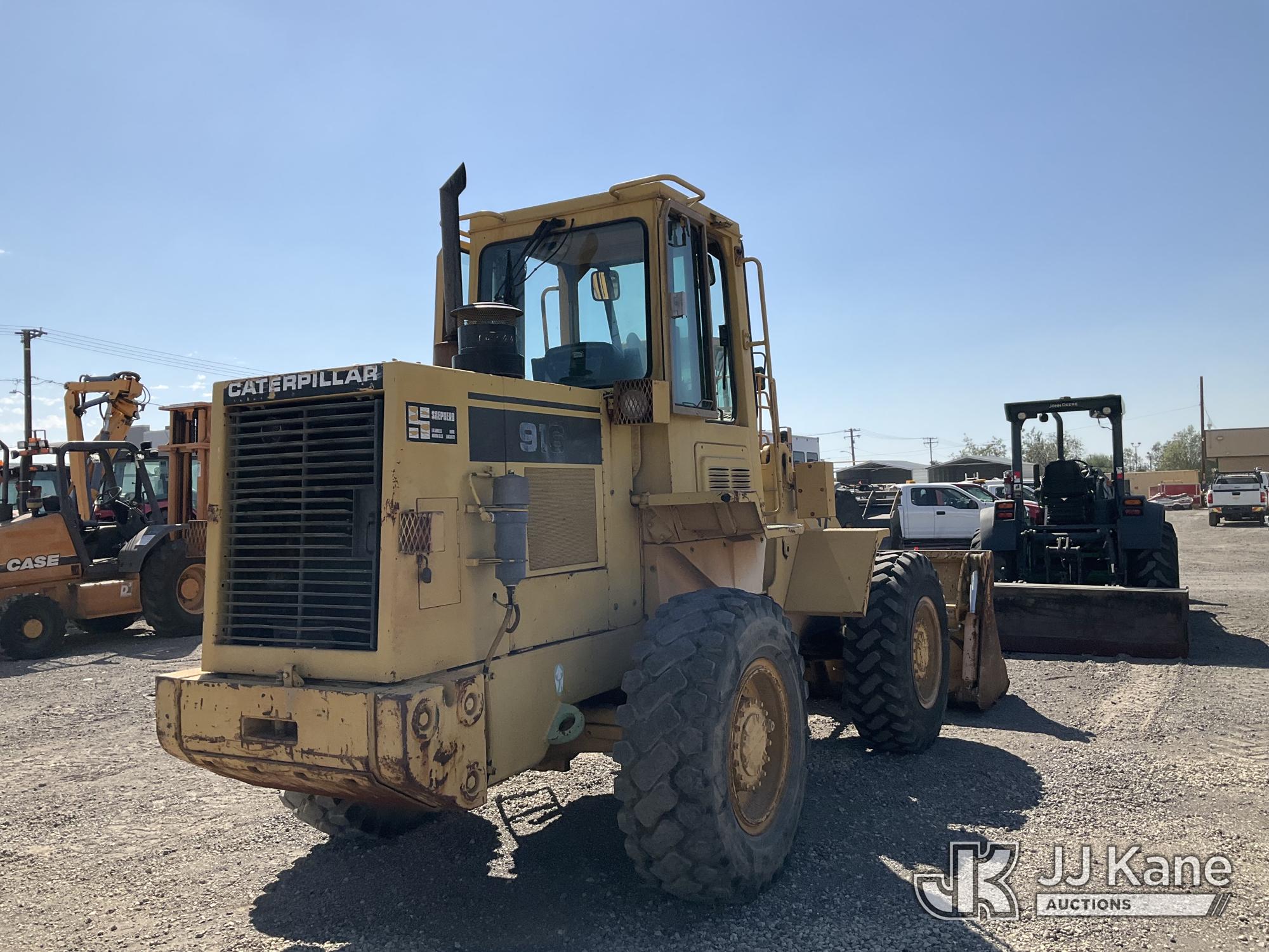 1989 Caterpillar 916