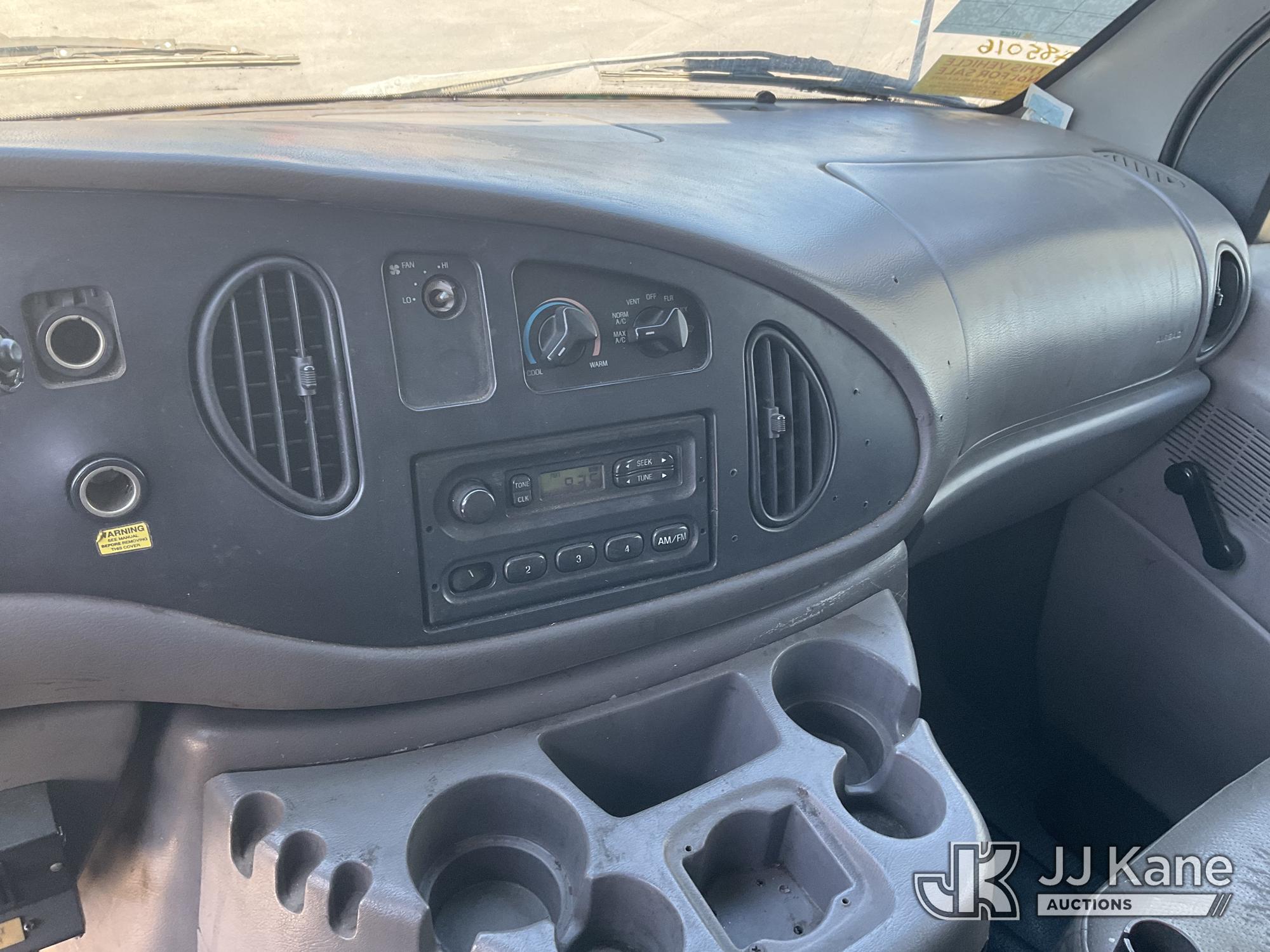 2001 Ford Econoline