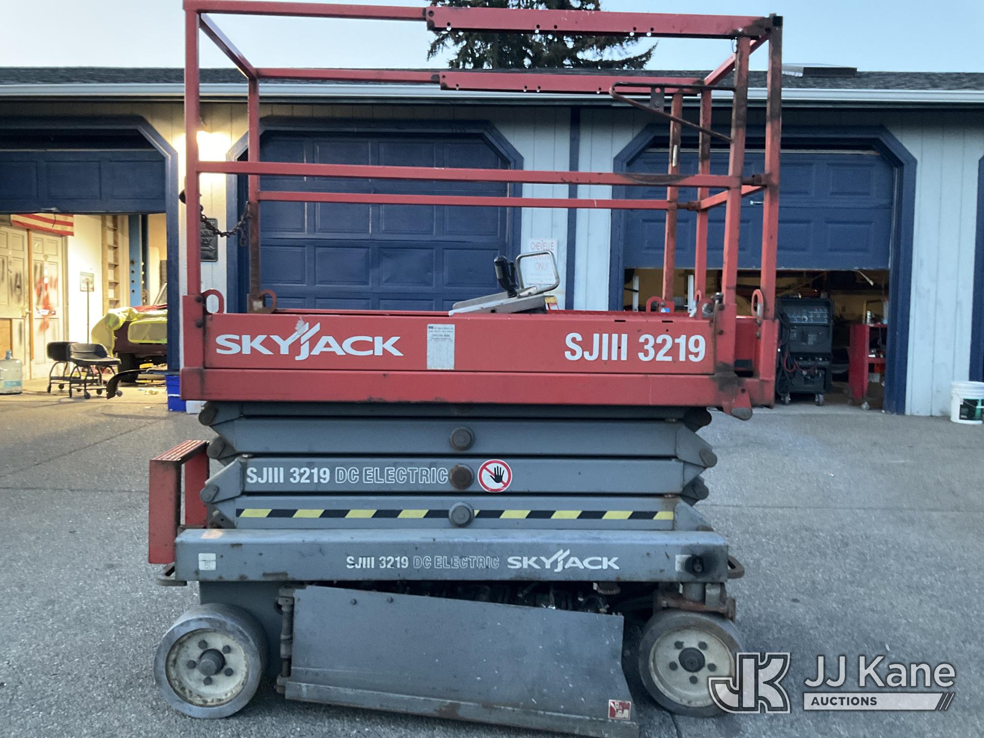 2013 Skyjack SJ3219