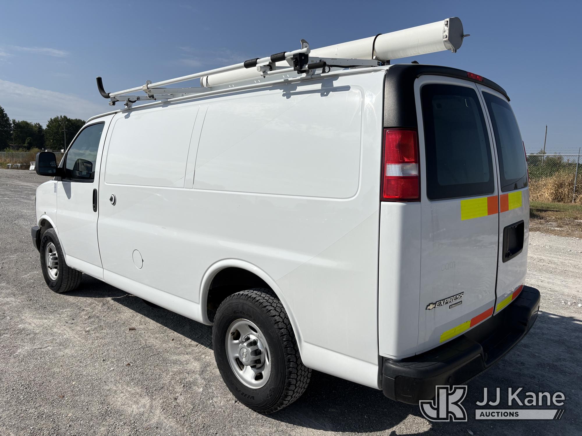 2016 Chevrolet EXPRESS 2500
