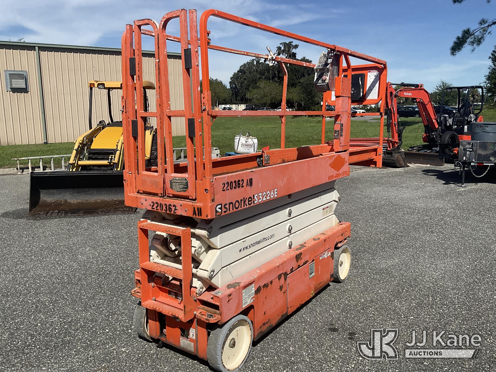 2019 Snorkel S3226E