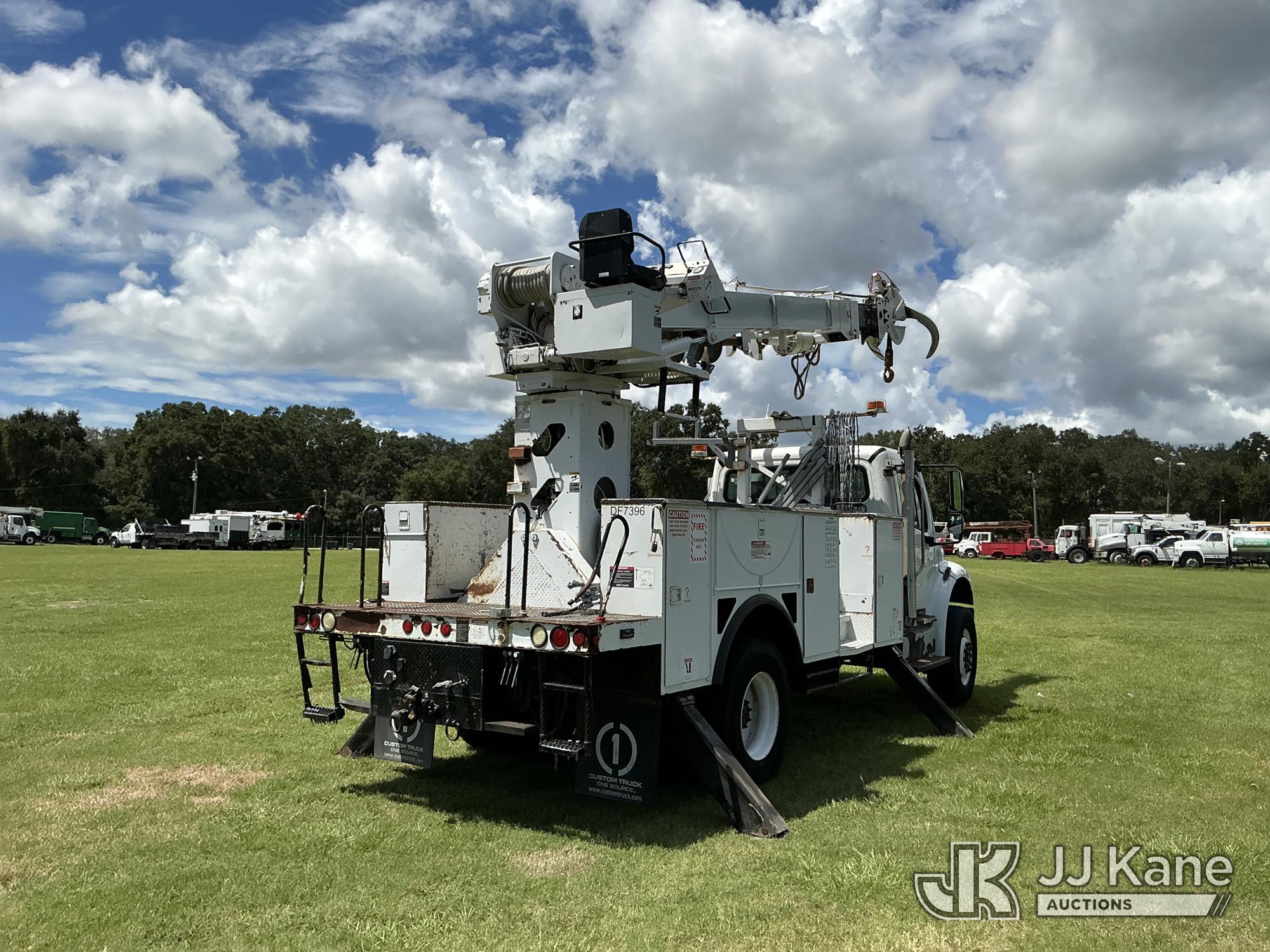 2013 Freightliner M2 106