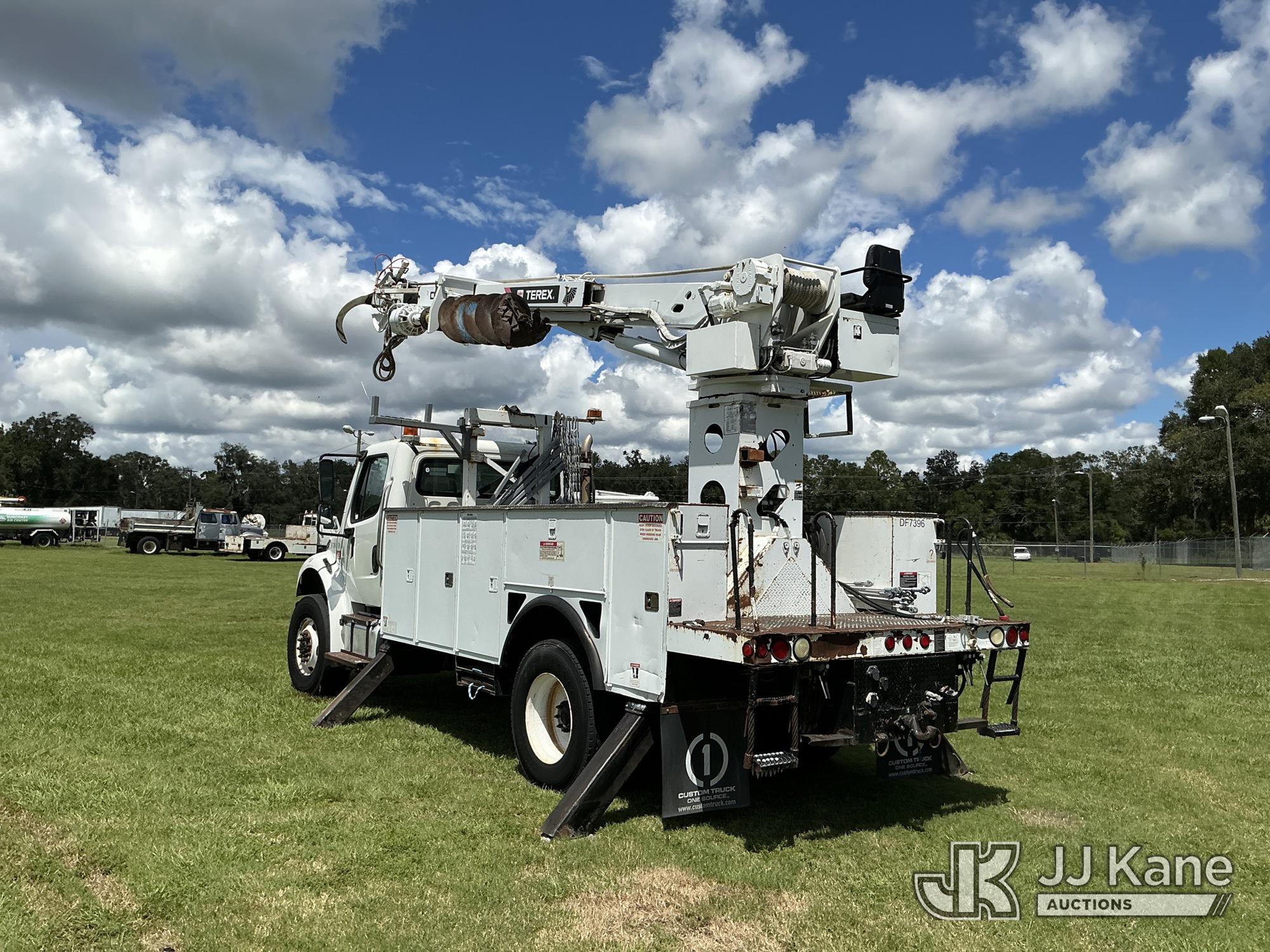 2013 Freightliner M2 106