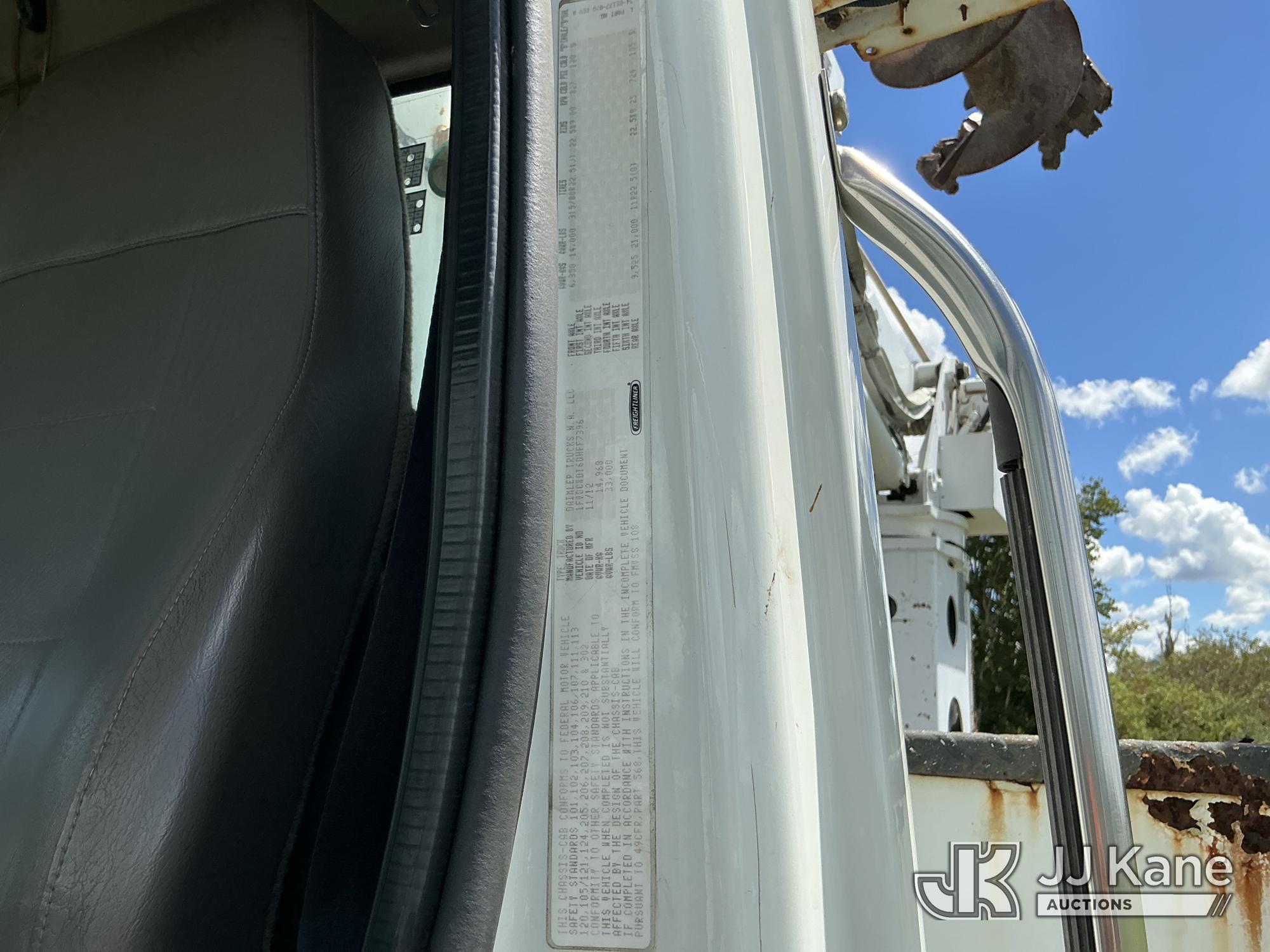 2013 Freightliner M2 106