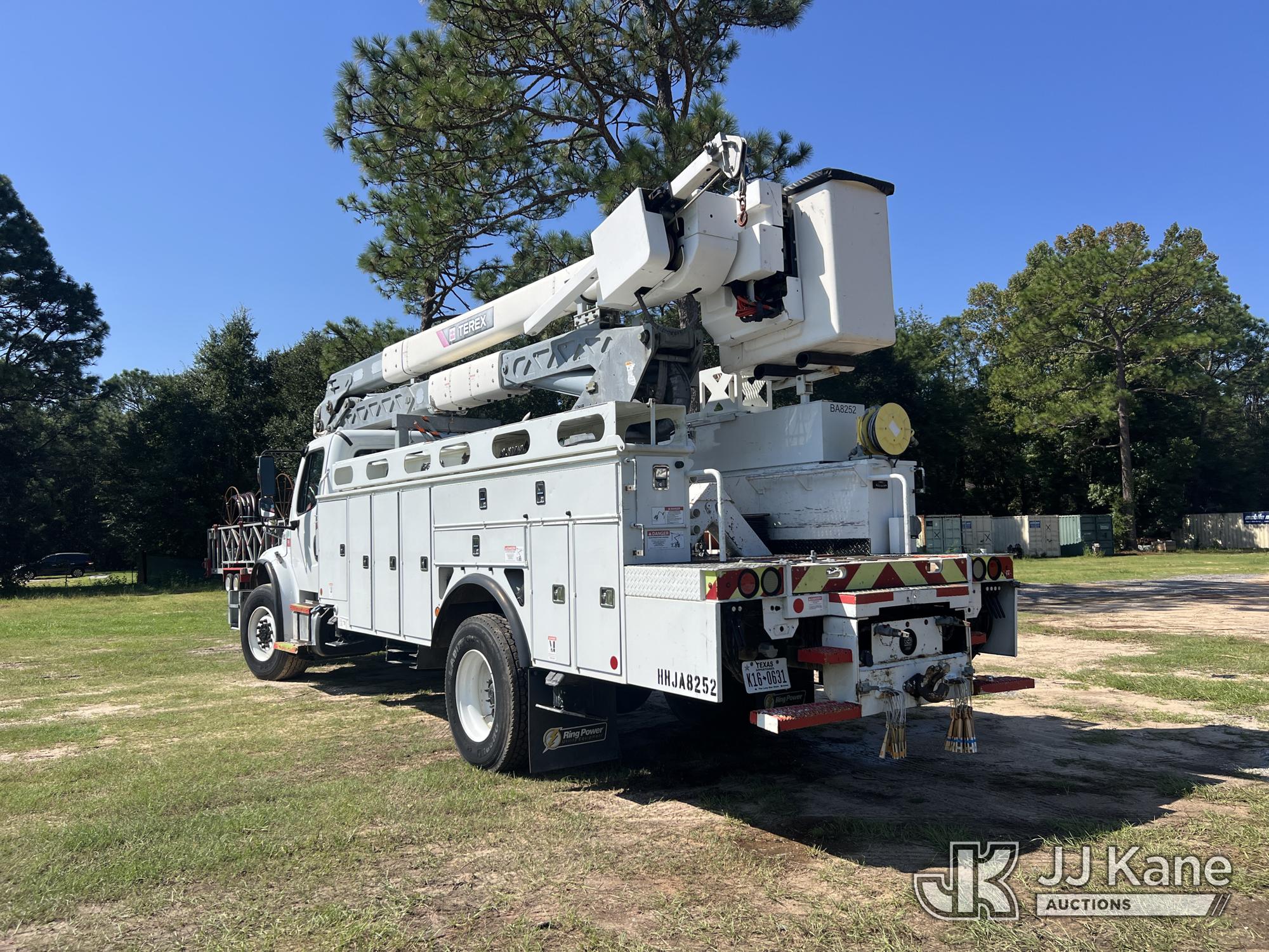 2017 Freightliner M2 106 4x4