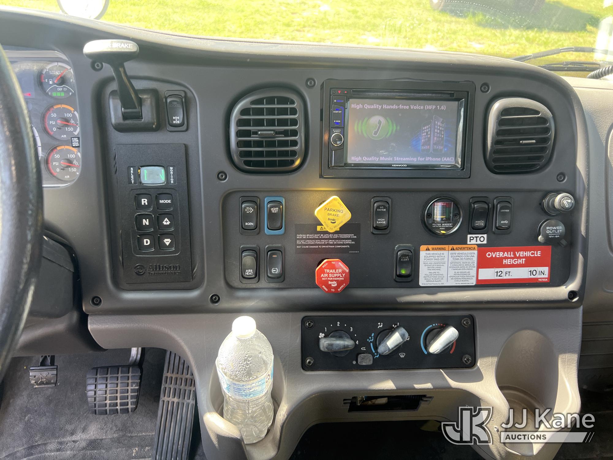 2017 Freightliner M2 106 4x4