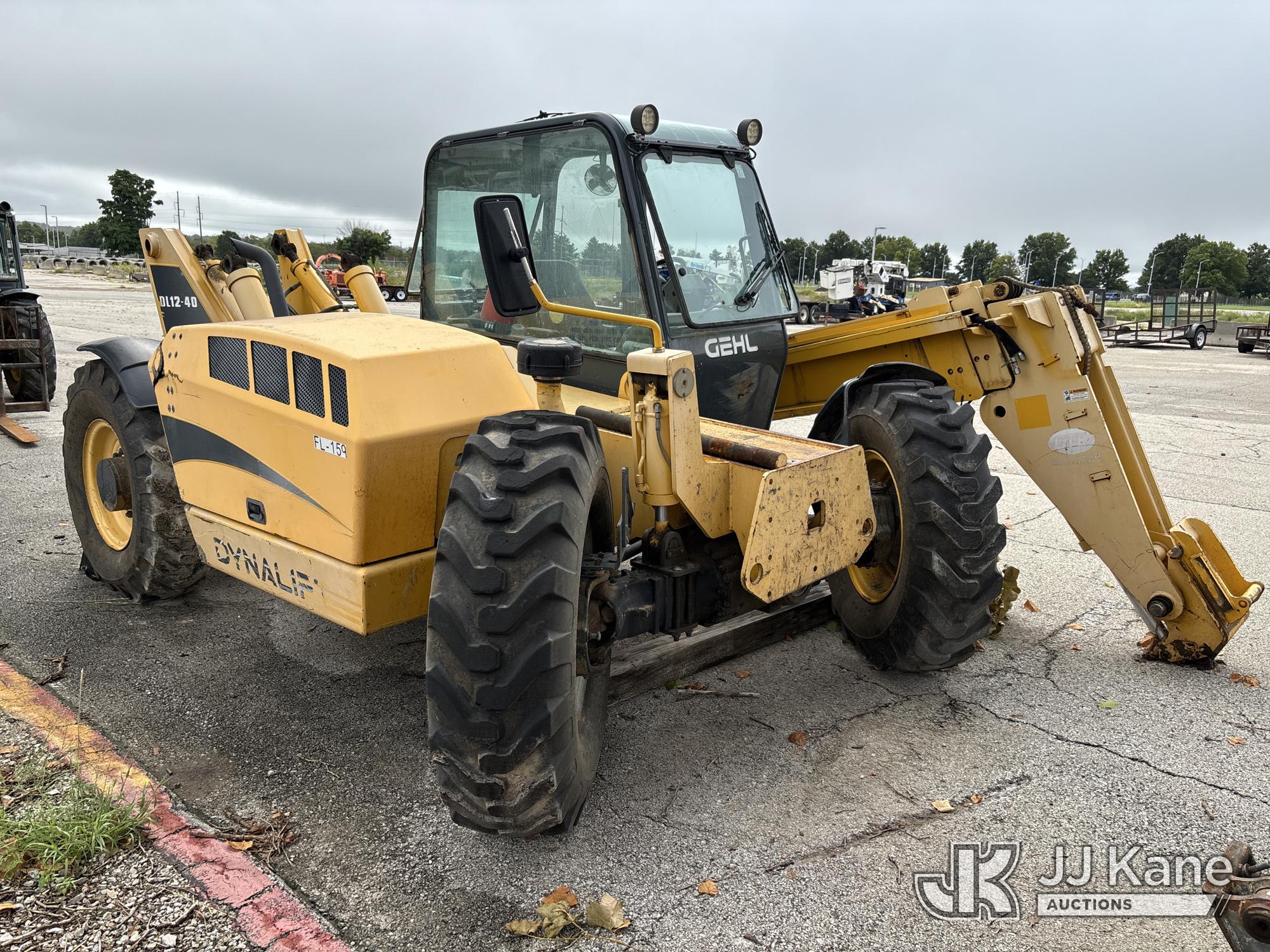 2011 Gehl DL1240