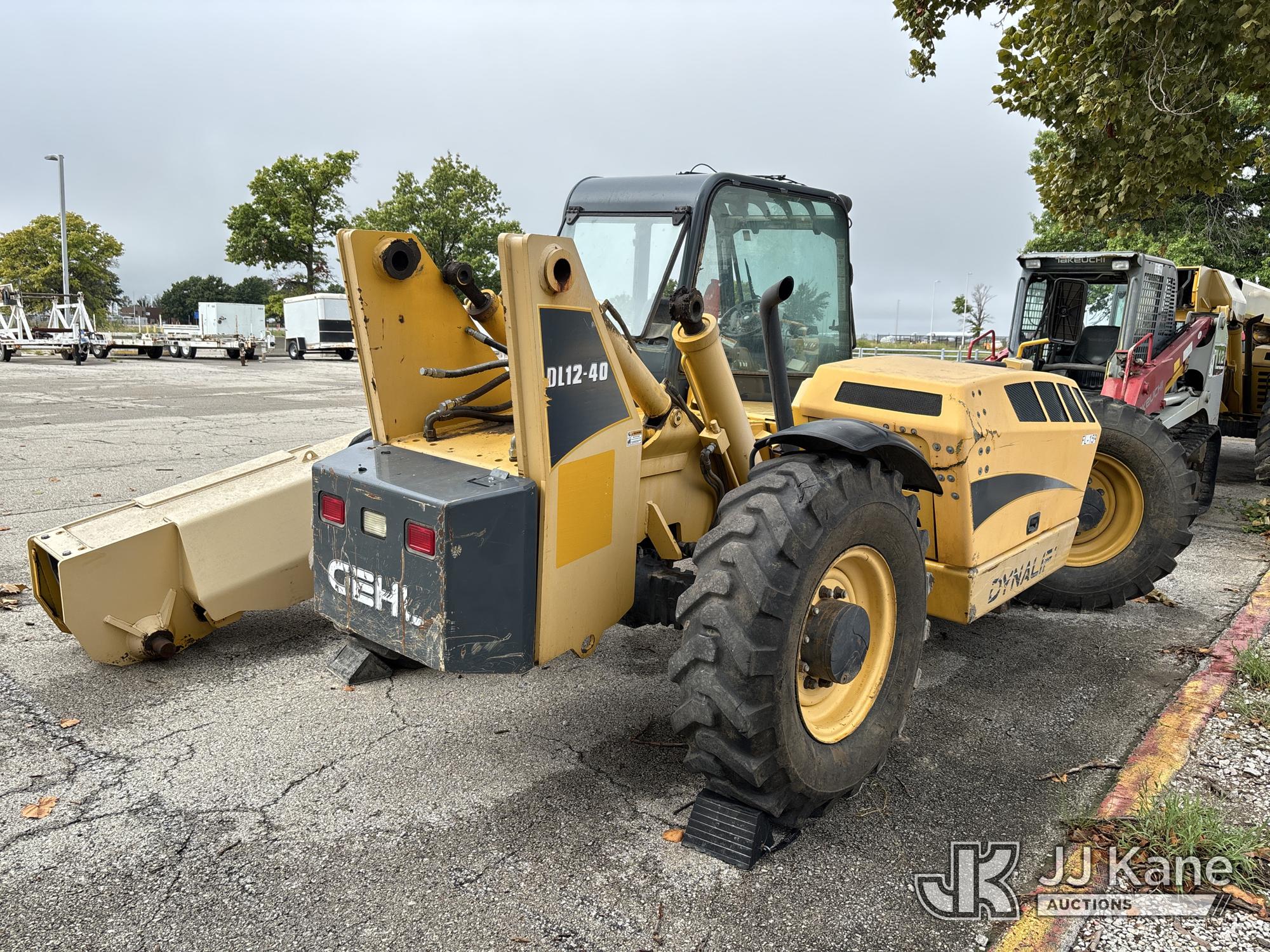 2011 Gehl DL1240