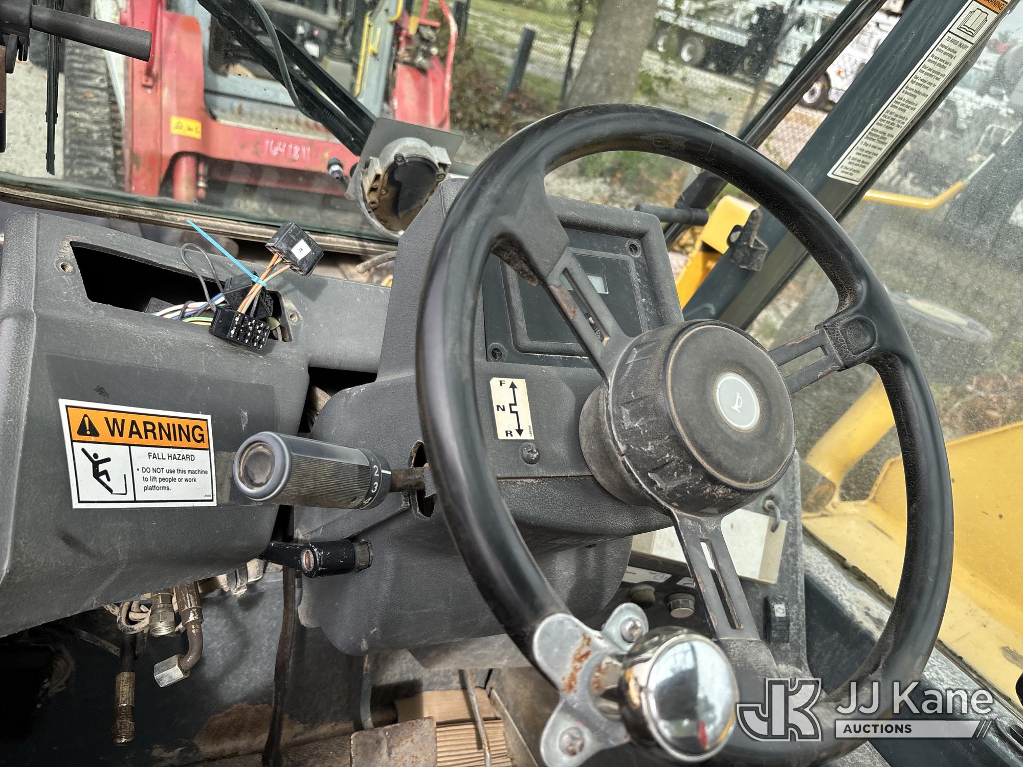 2011 Gehl DL1240