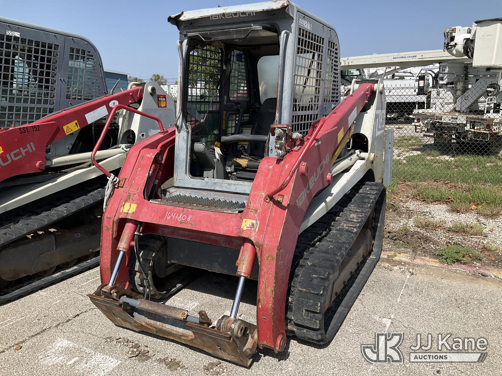 Photo of 2013 Takeuchi TL12