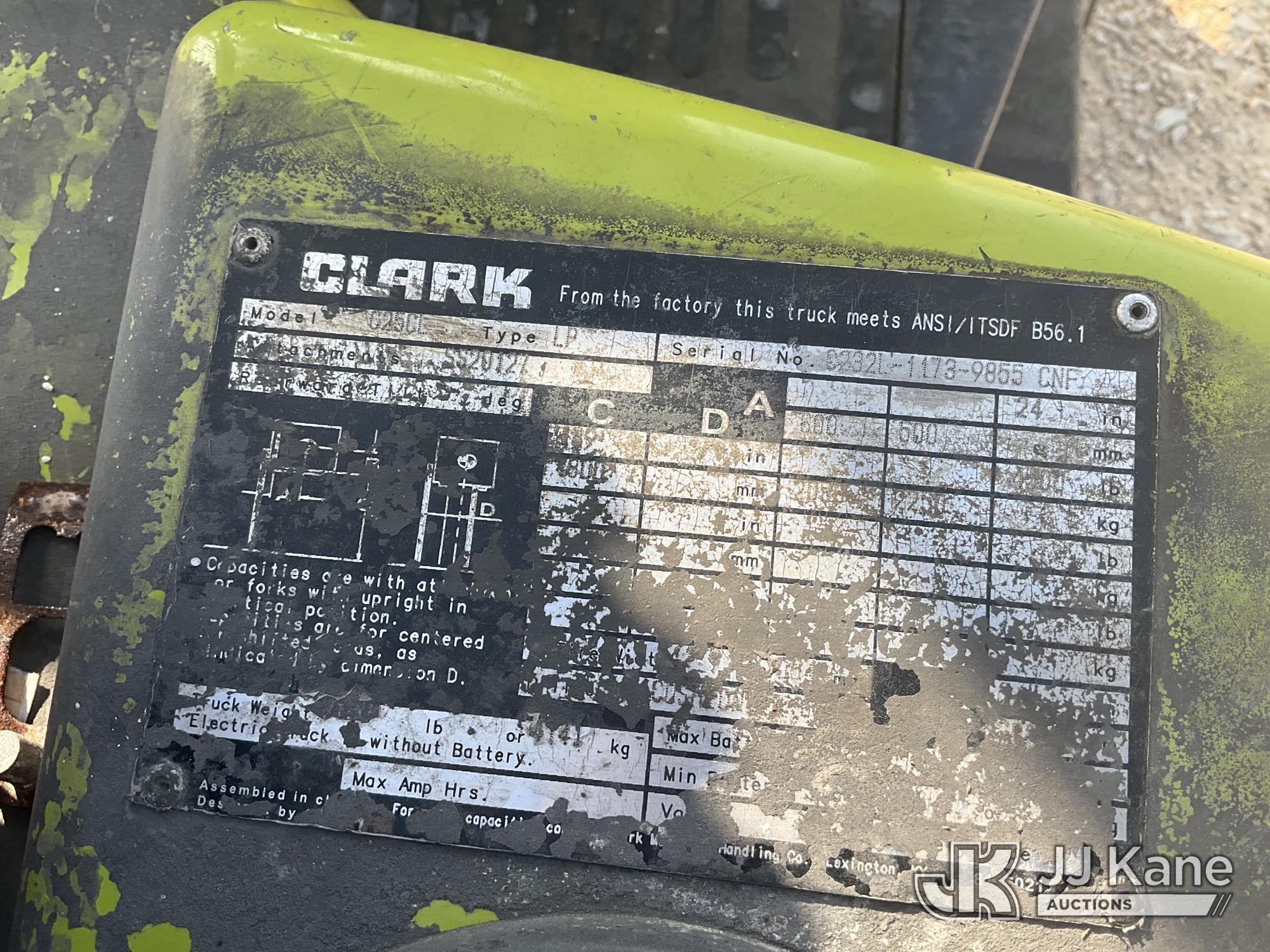 2015 Clark C25CL