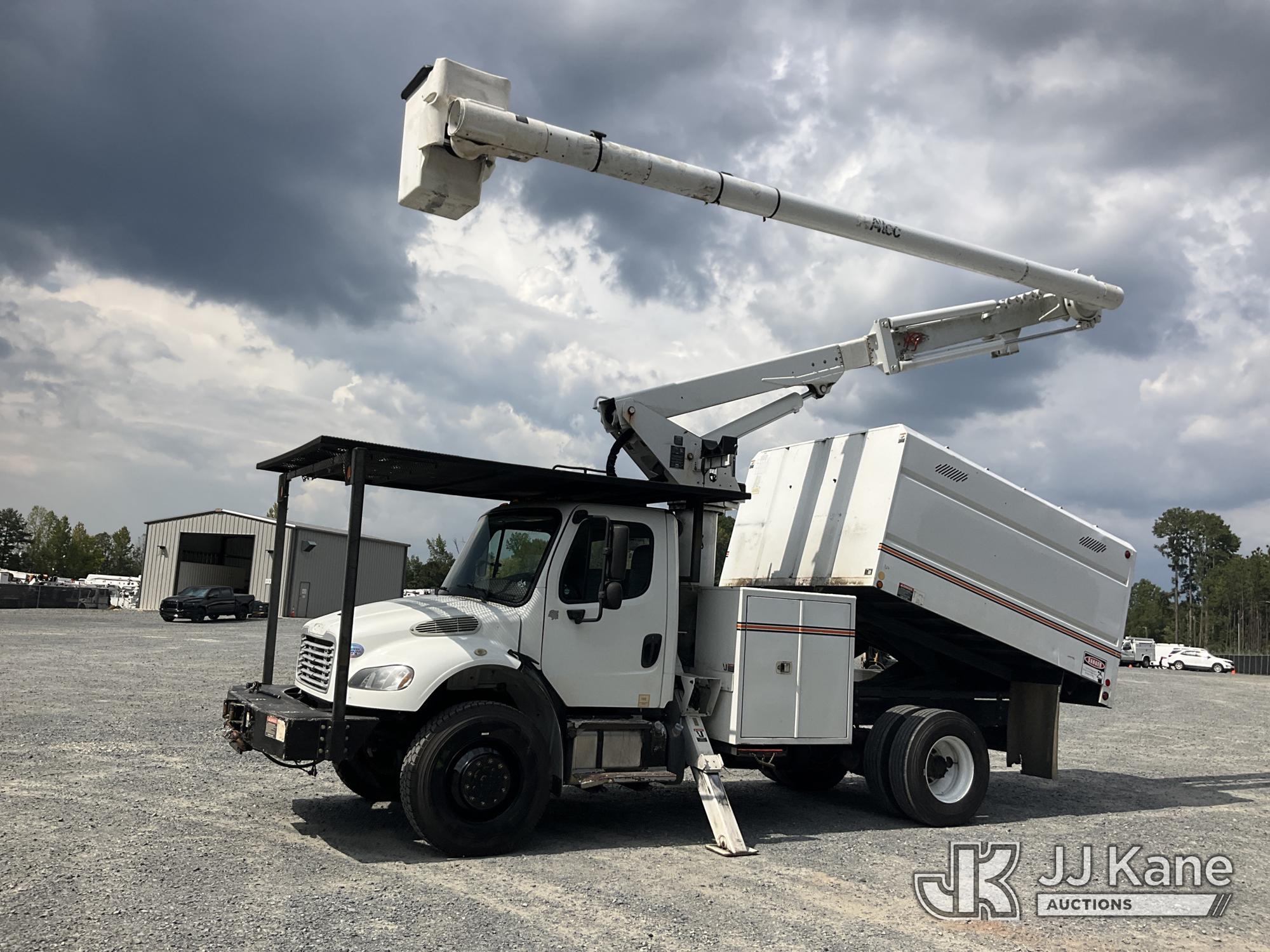 2015 Freightliner M2 106