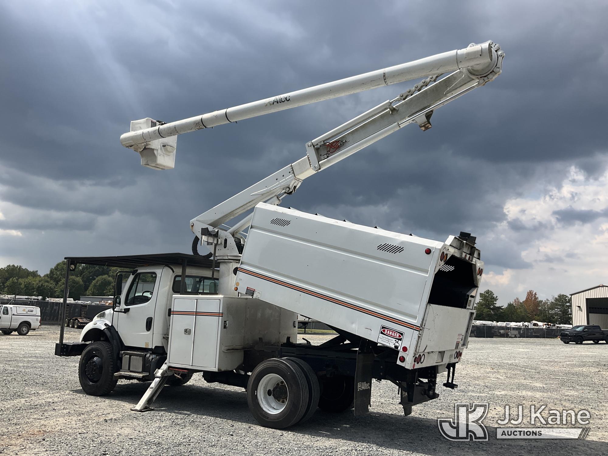 2015 Freightliner M2 106