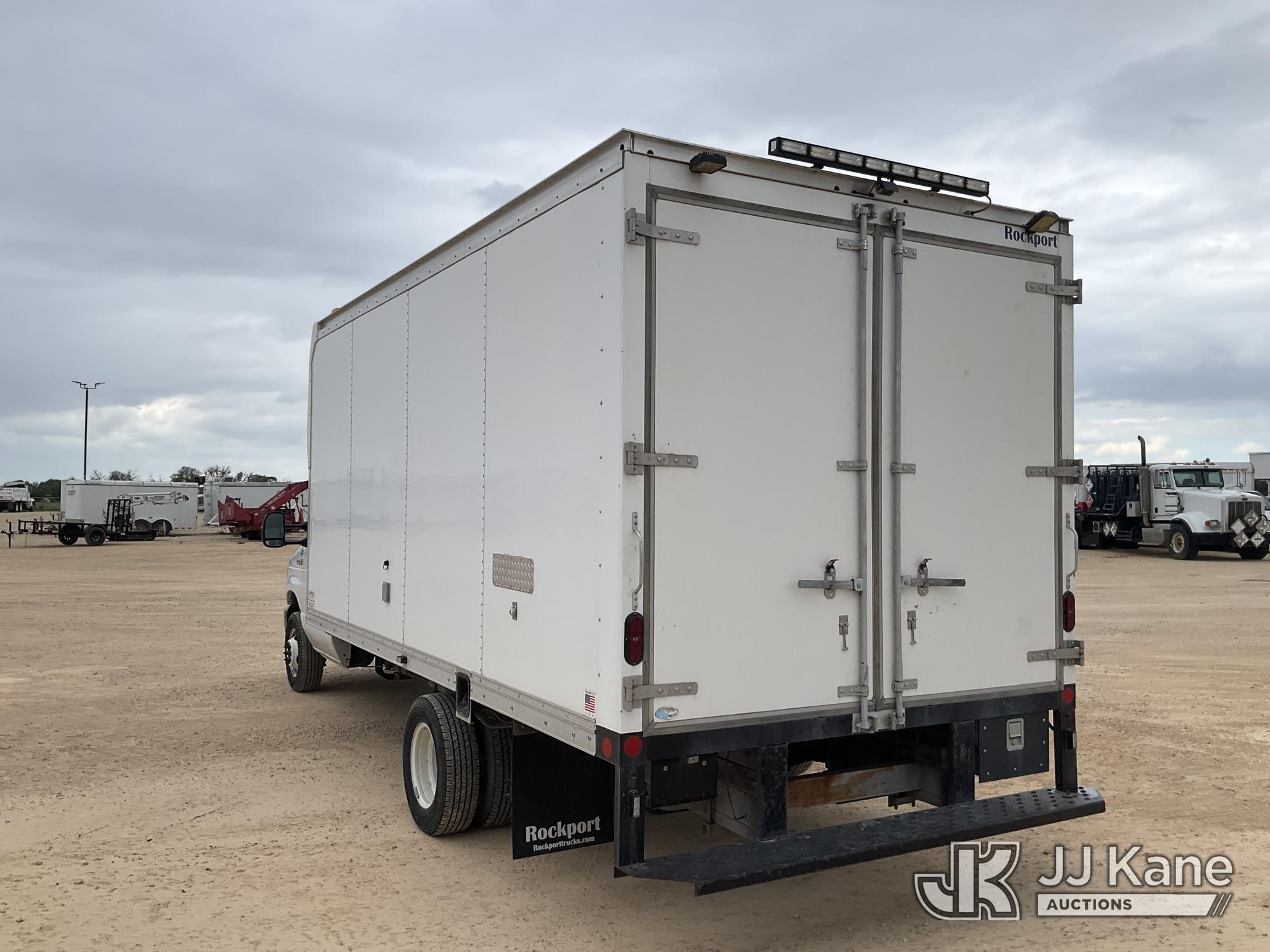2019 Ford E450