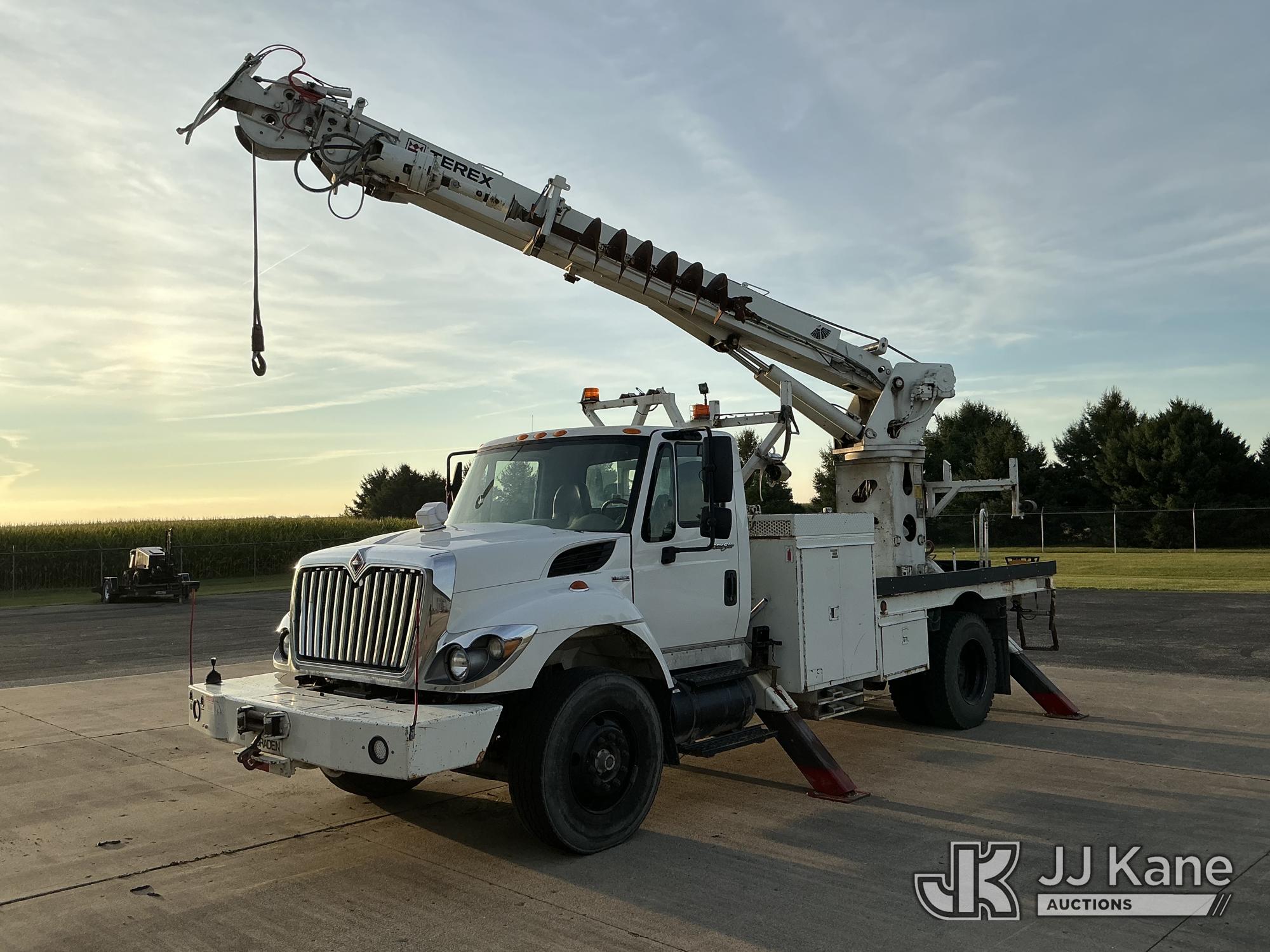 2009 International 730