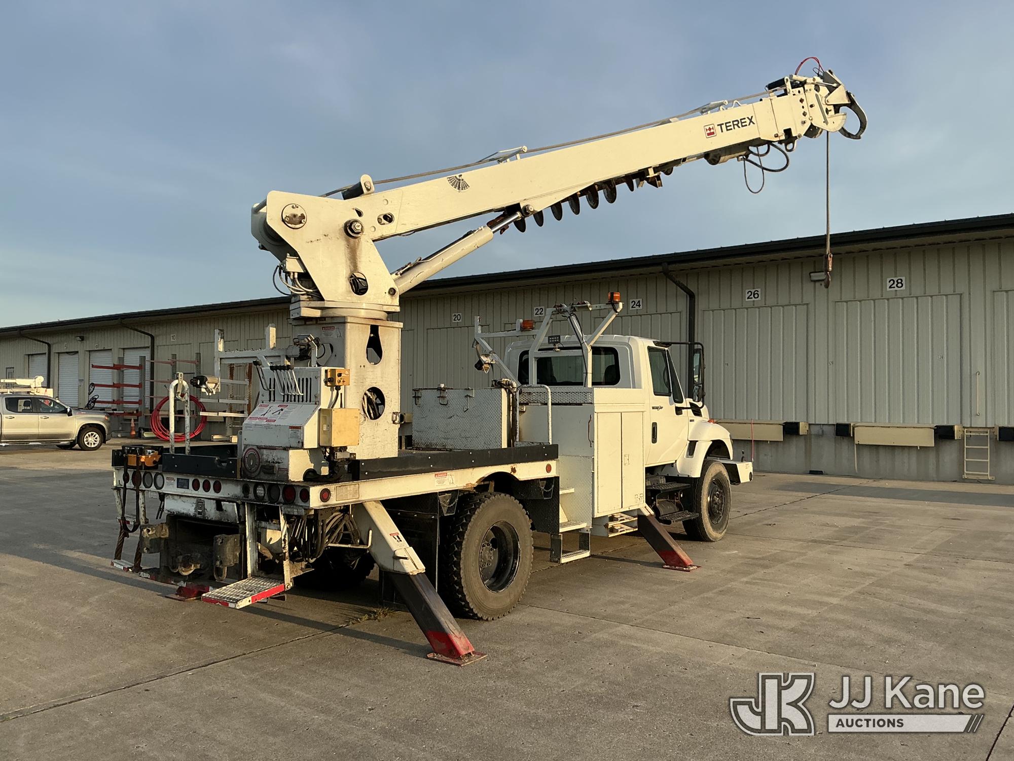 2009 International 730