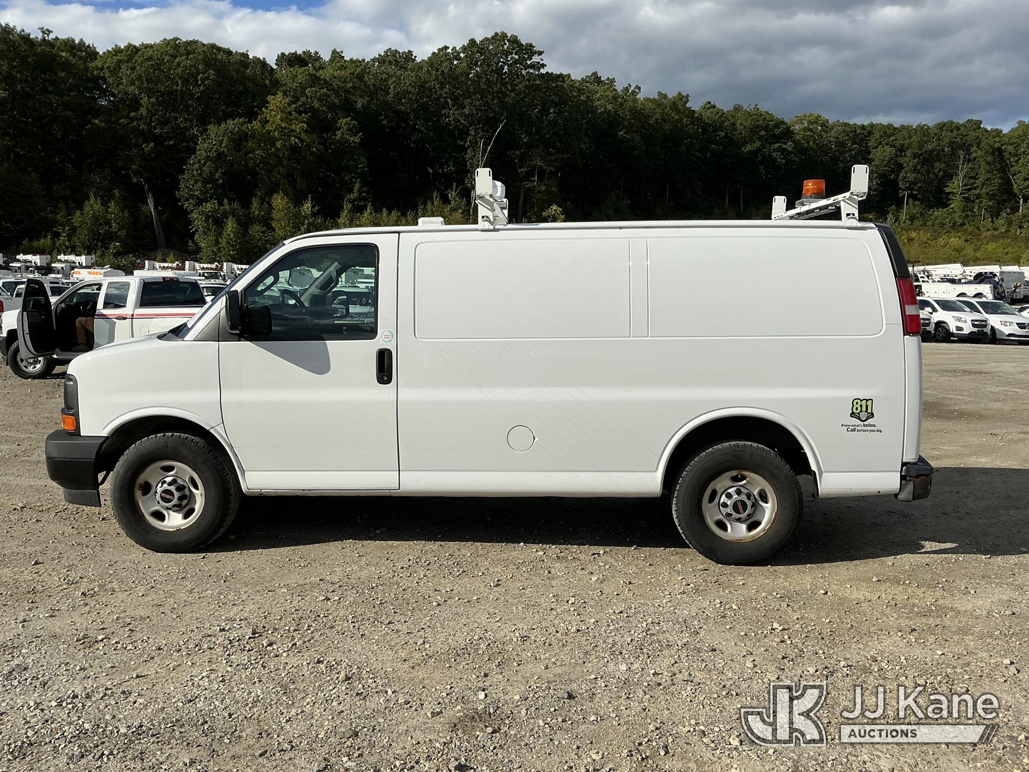 2017 GMC SAVANA G2500