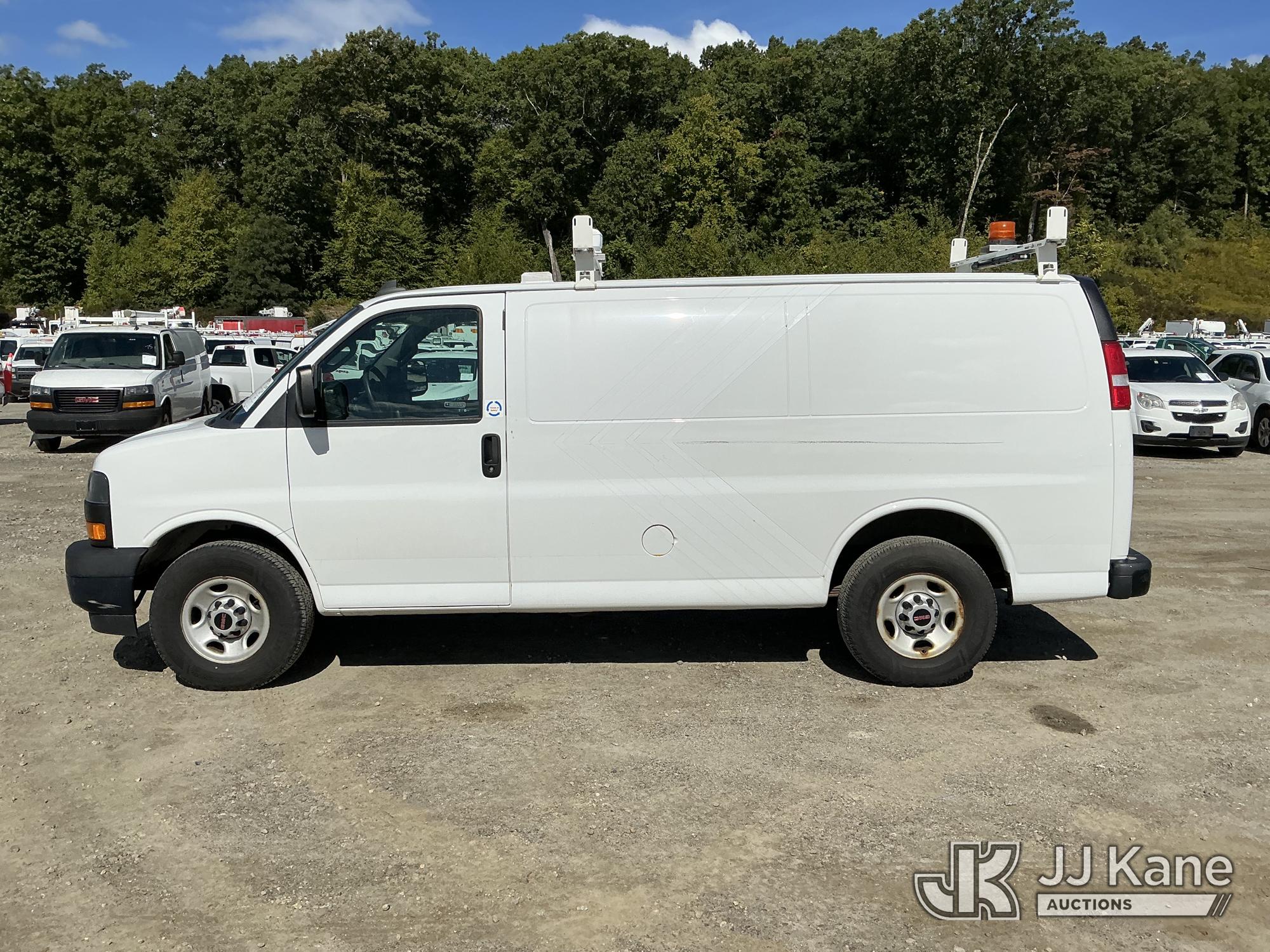 2018 GMC SAVANA G2500