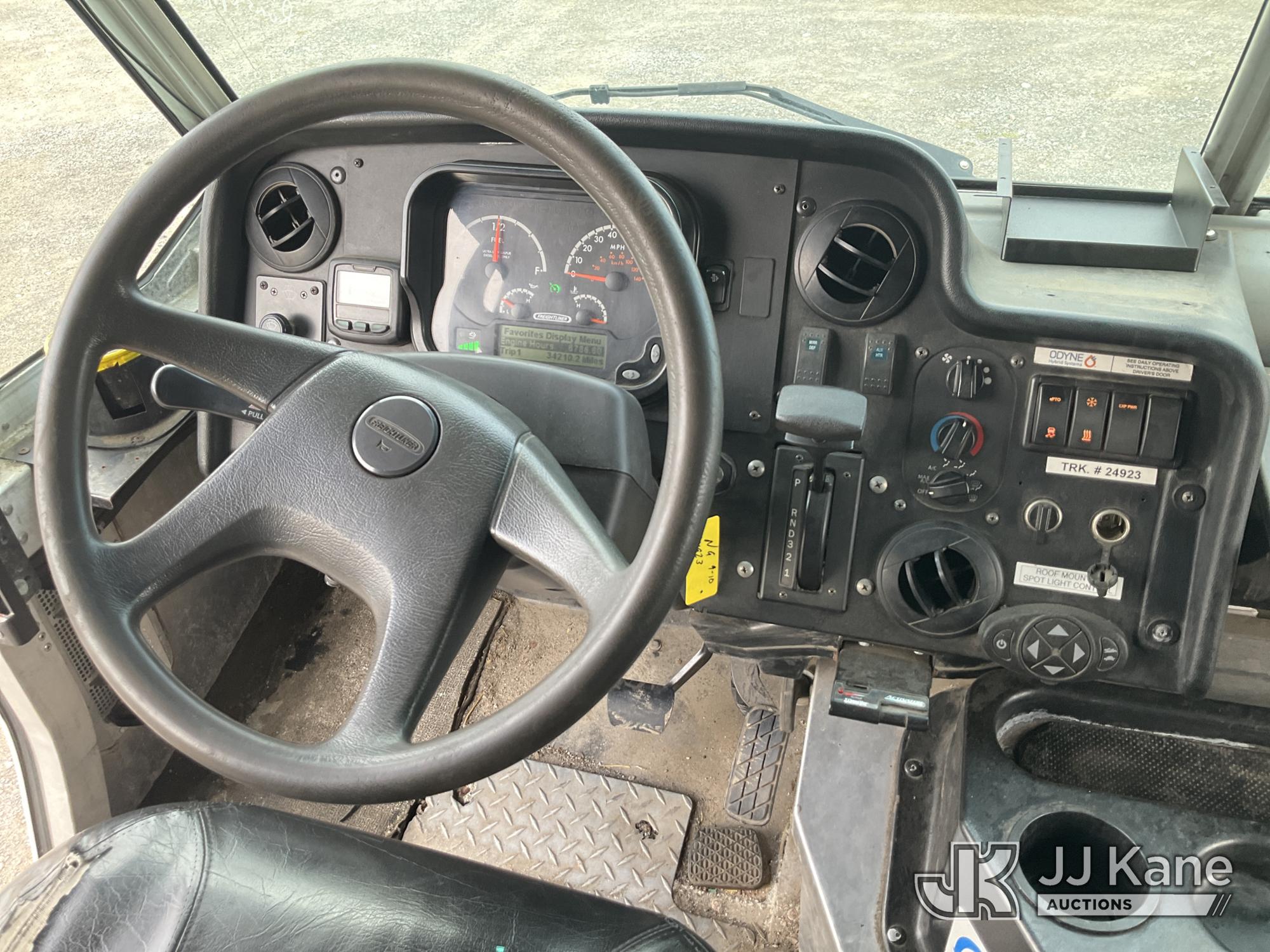 2016 Freightliner MT55