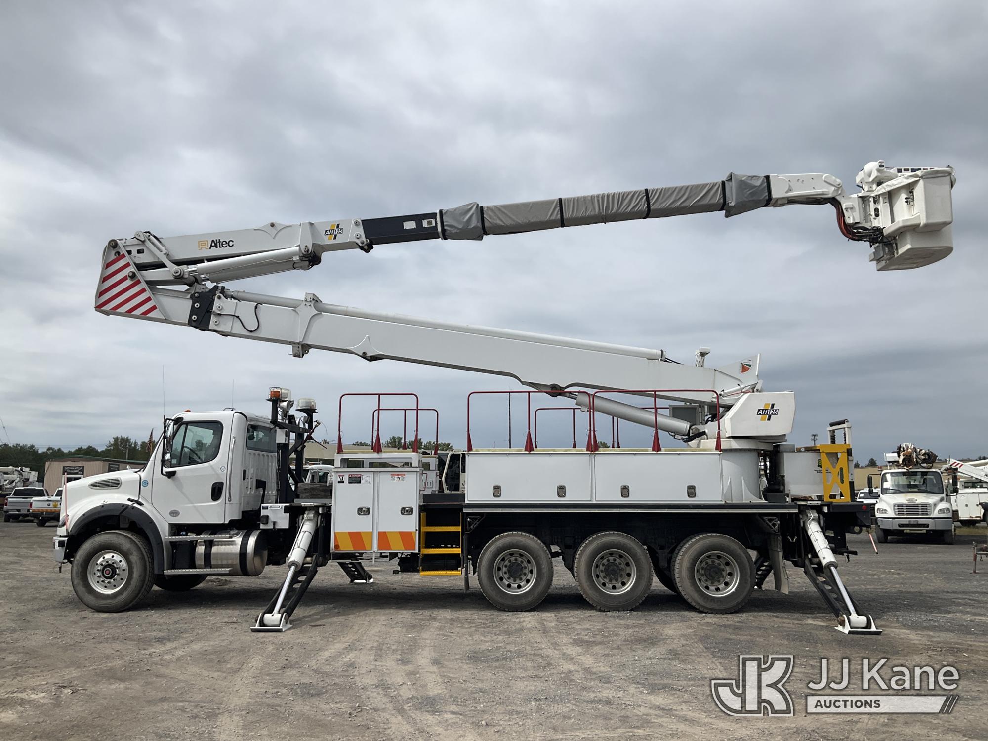 2021 Freightliner M2 112