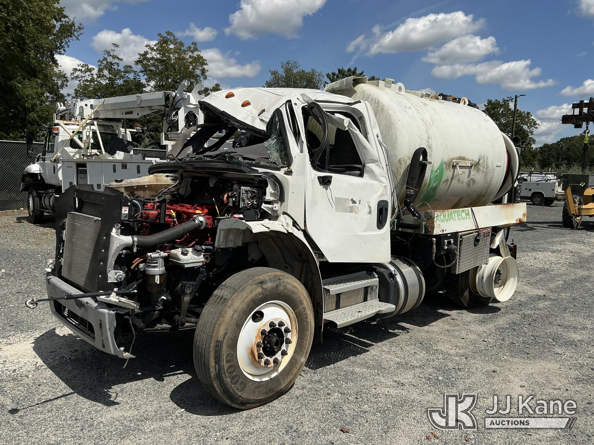 2019 Freightliner M2 106