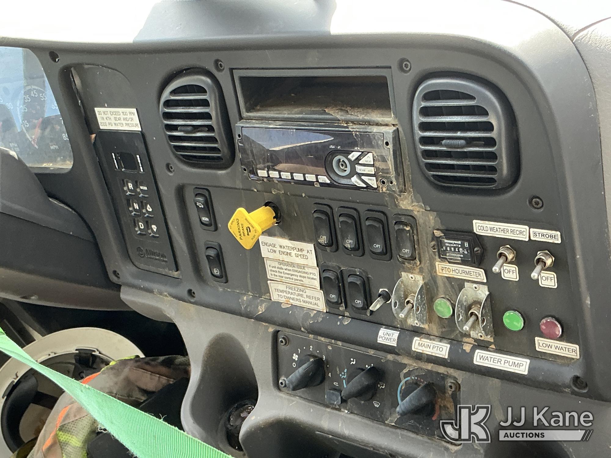2019 Freightliner M2 106