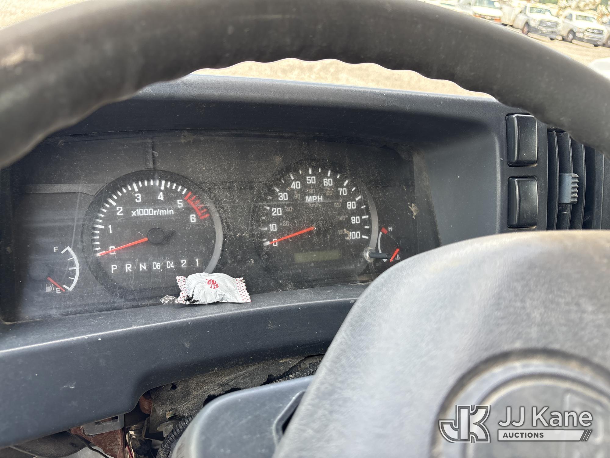 2015 Isuzu NPR HD
