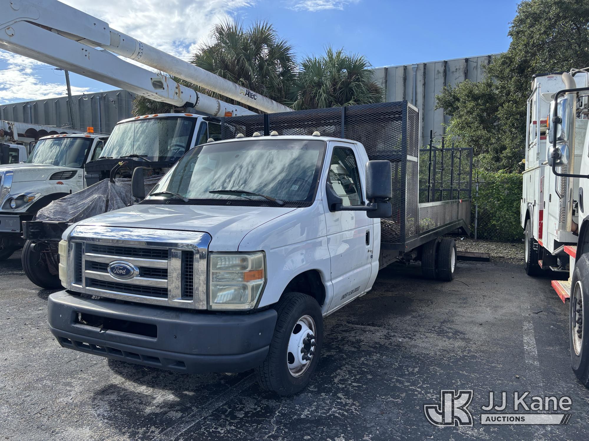 2011 Ford E450
