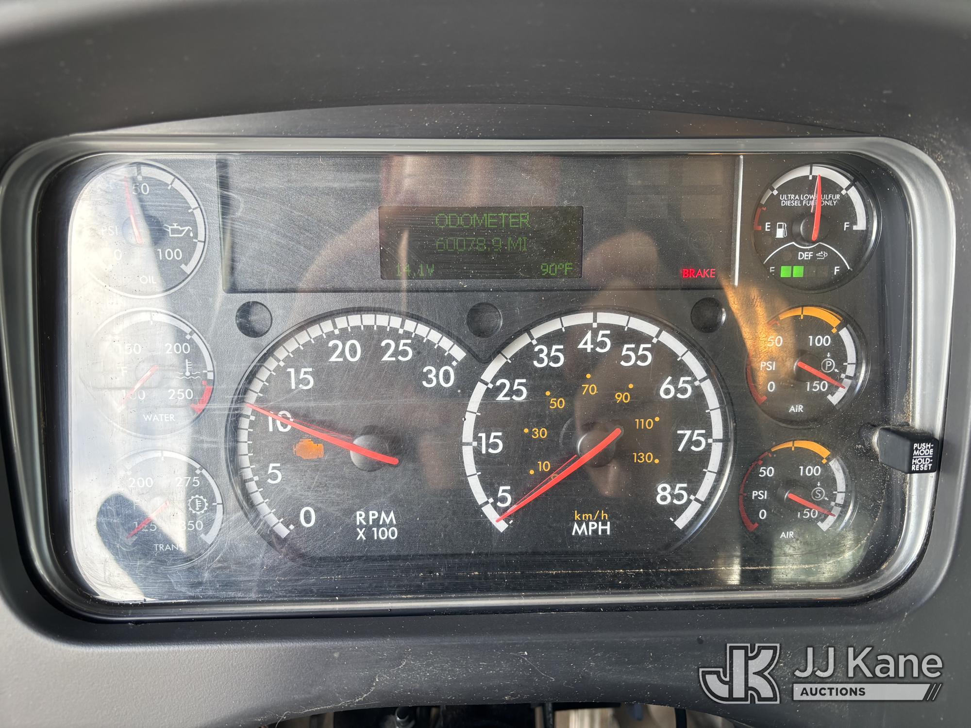 2021 Freightliner M2 106