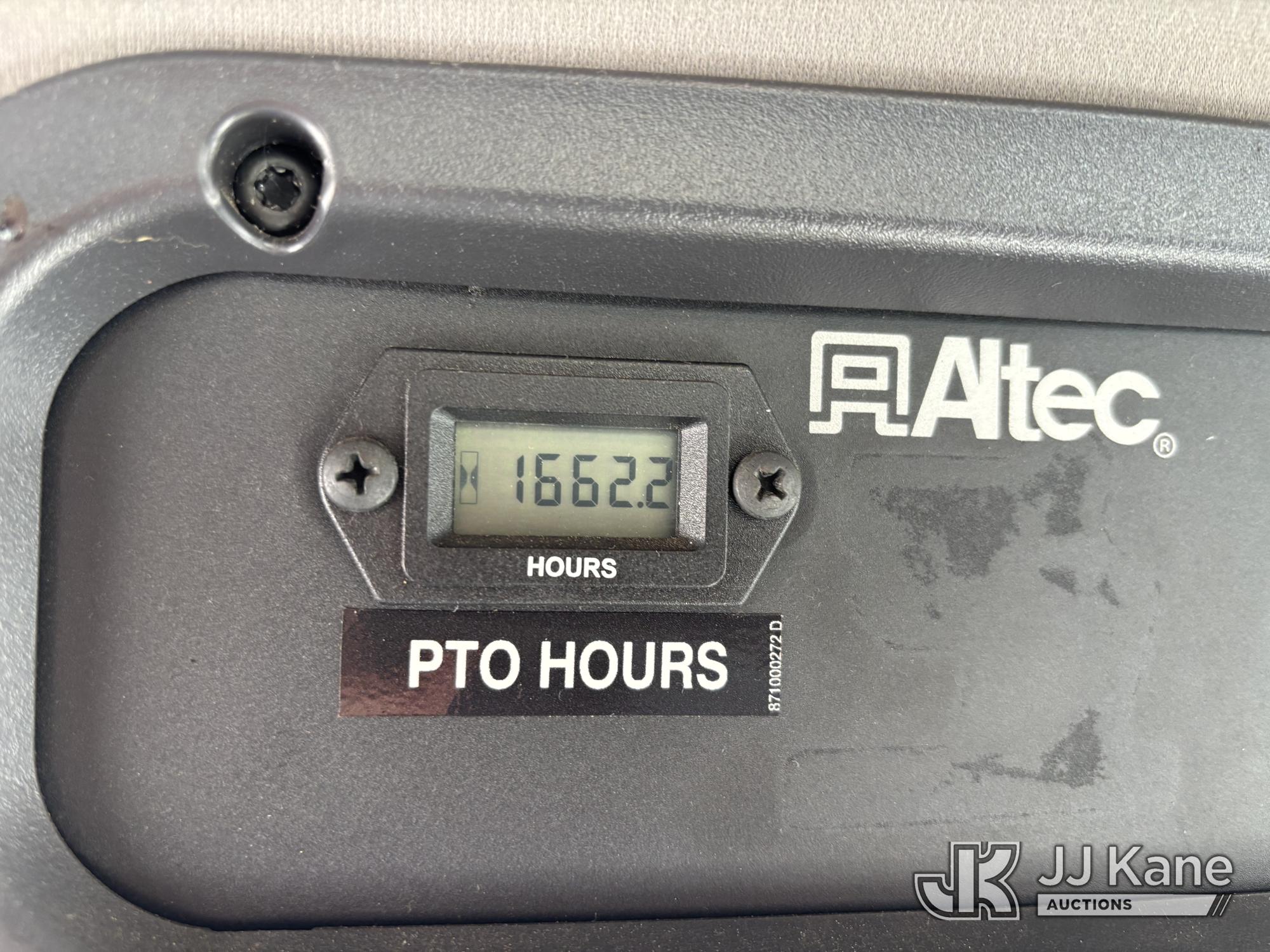 2021 Freightliner M2 106